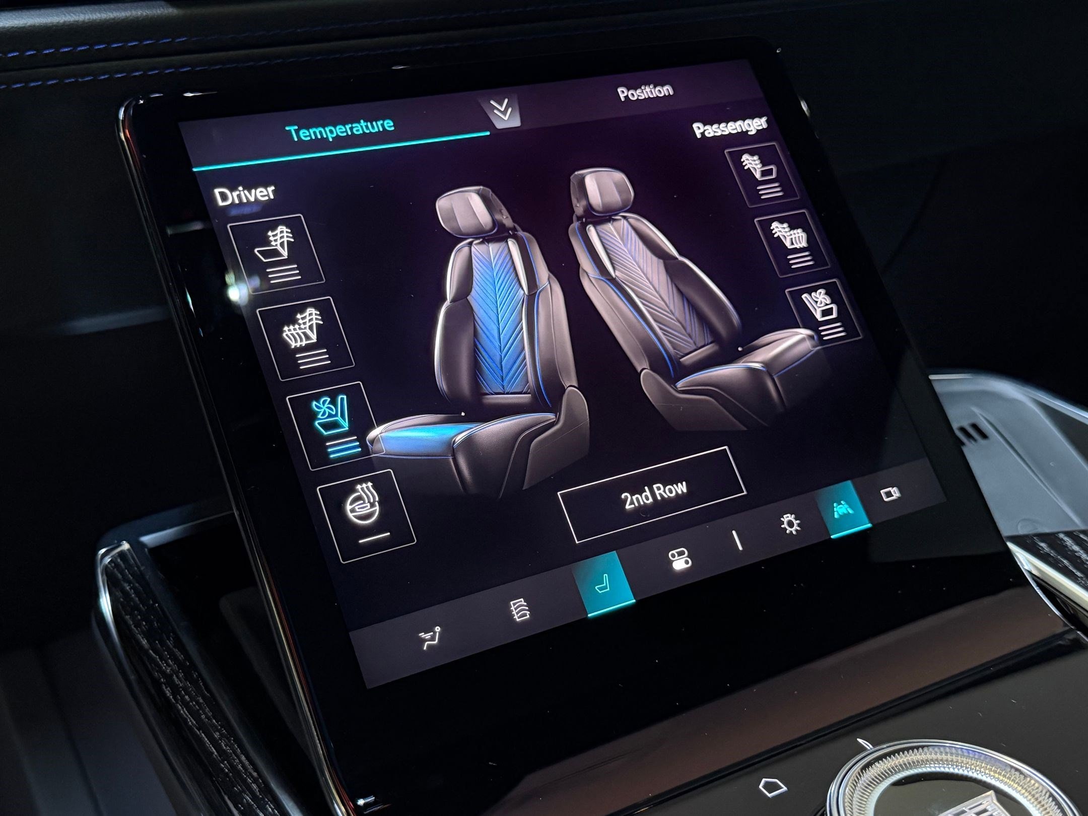 2026 Cadillac Escalade IQ Luxury - Photo 36