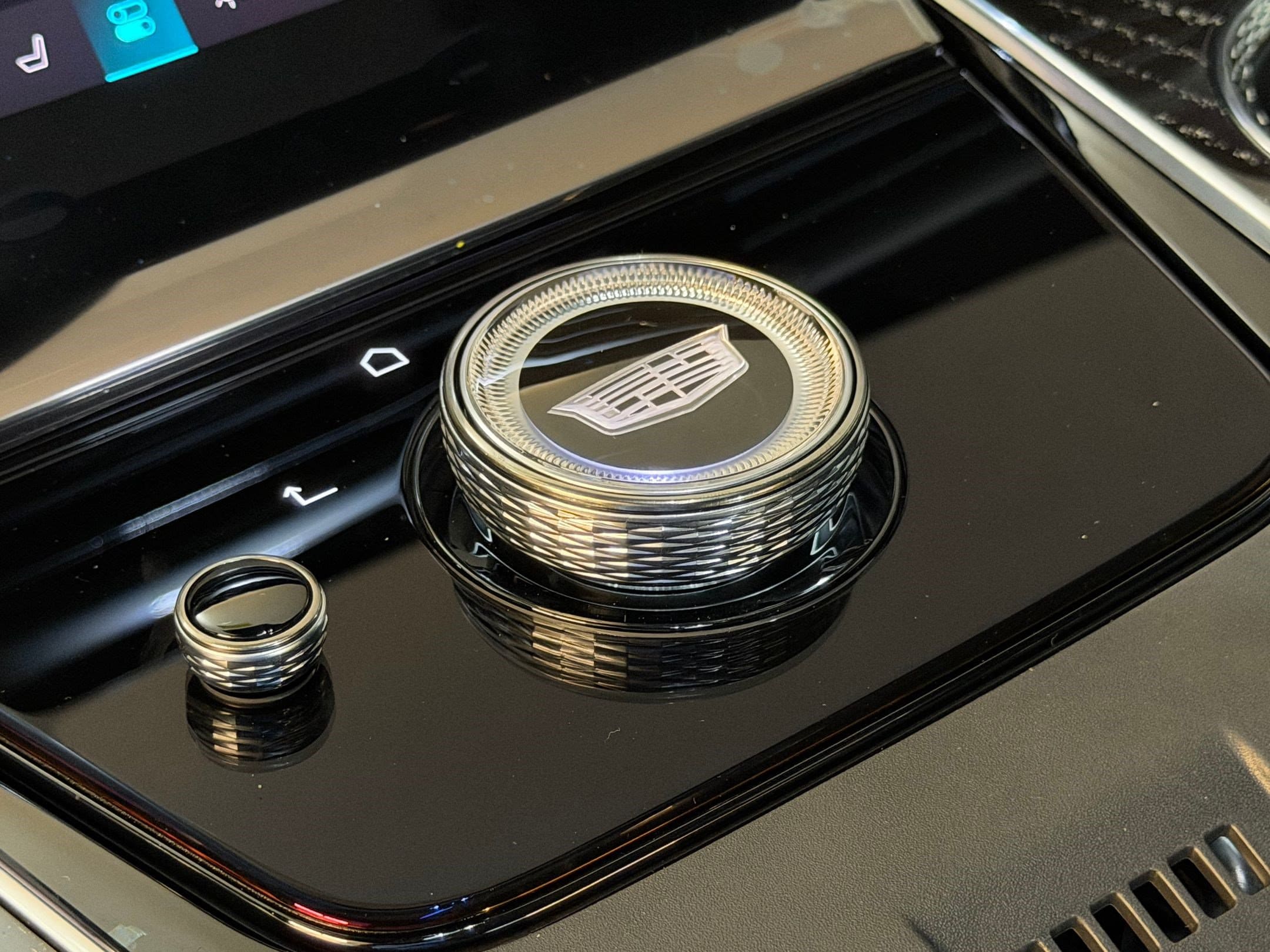 2026 Cadillac Escalade IQ Sport - Photo 38
