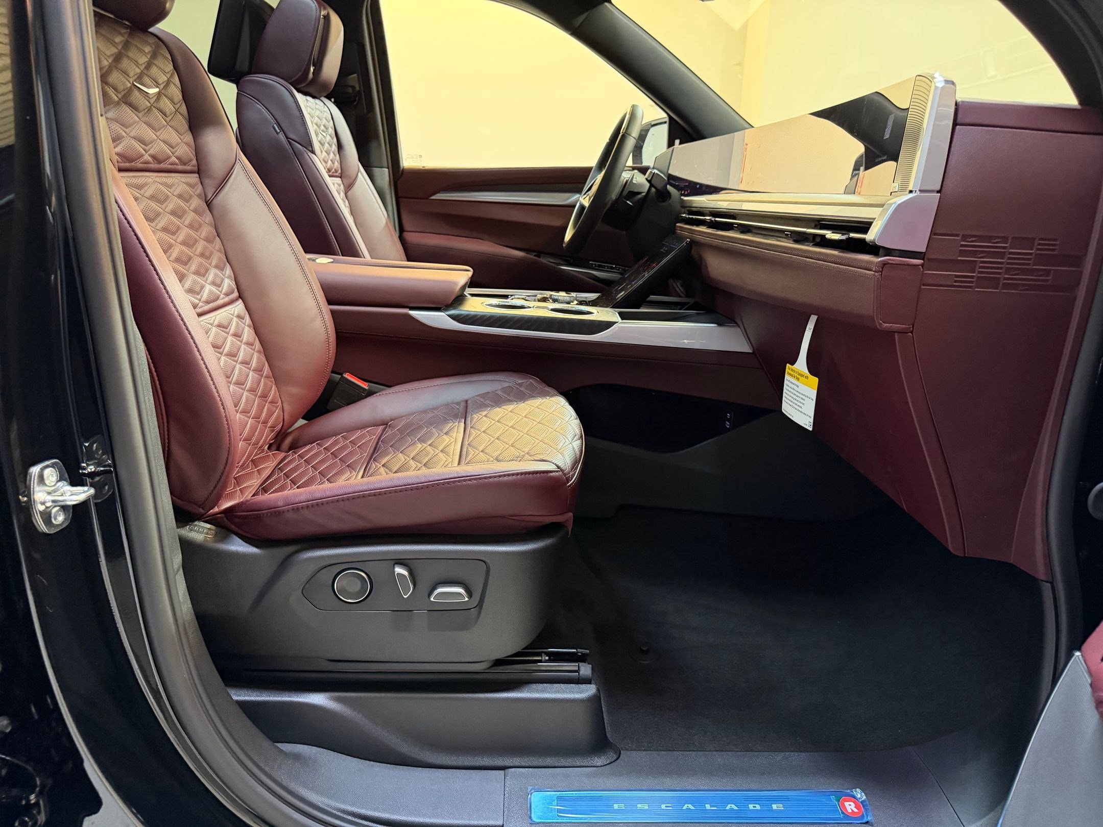 2026 Cadillac Escalade Luxury - Photo 61