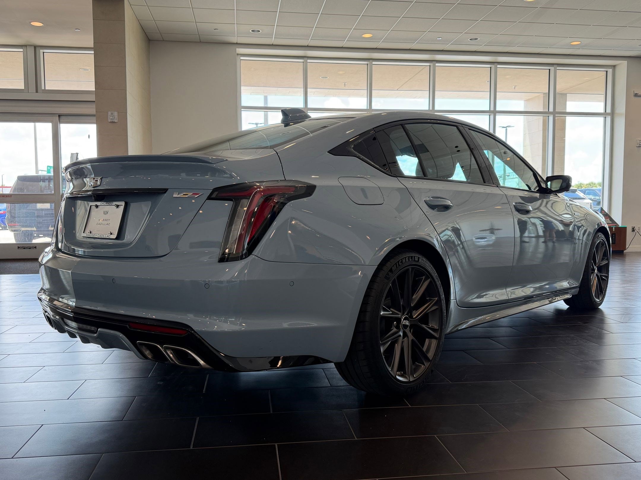 2026 Cadillac CT5 V-Series - Photo 9