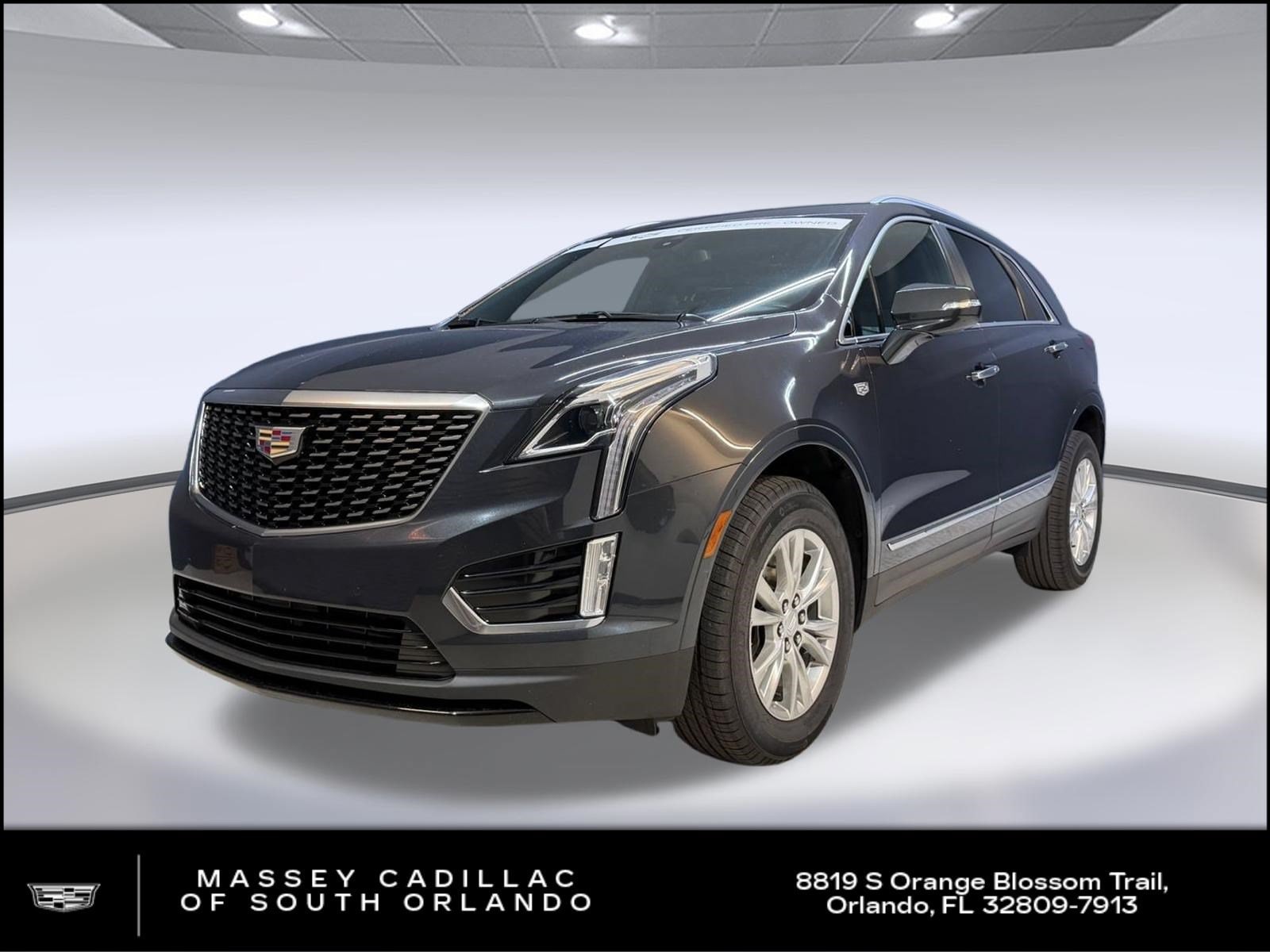 XT5 Luxury SUV