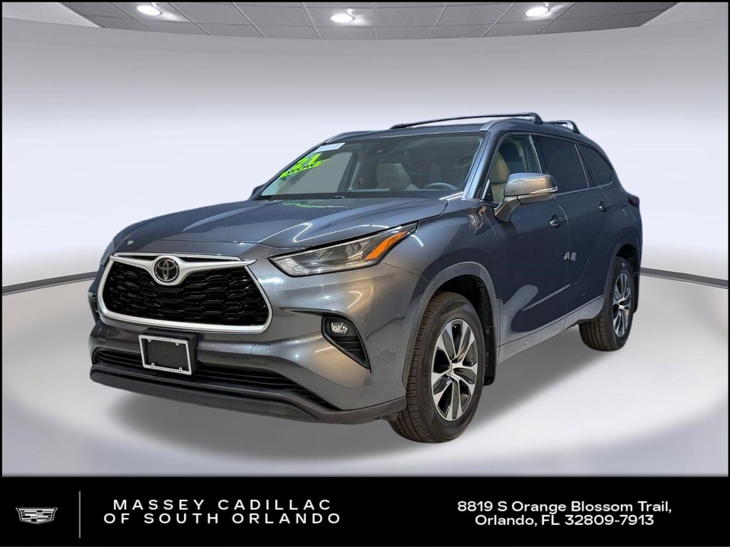 Used 2021 Toyota Highlander XLE