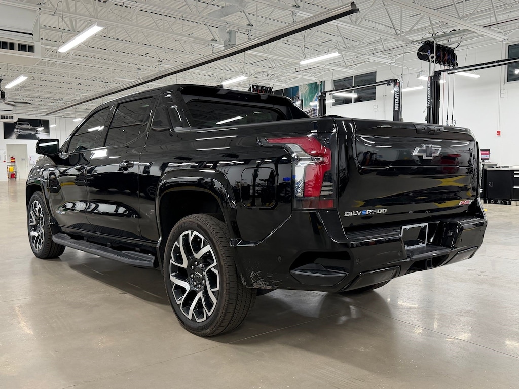 Used 2024 Chevrolet Silverado EV RST Truck
