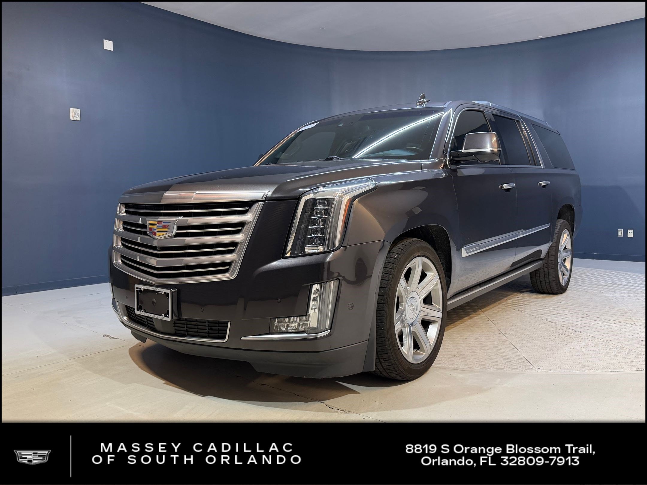 2018 Cadillac Escalade ESV AWD Platinum's photo
