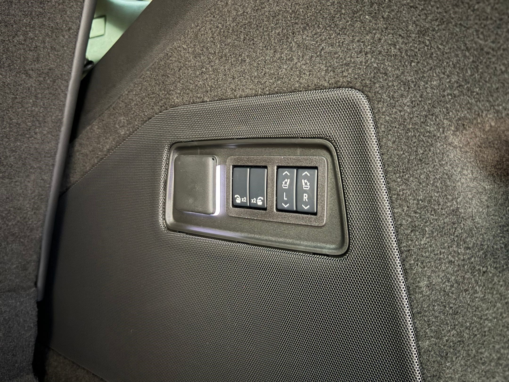 2026 Cadillac Escalade Luxury - Photo 21
