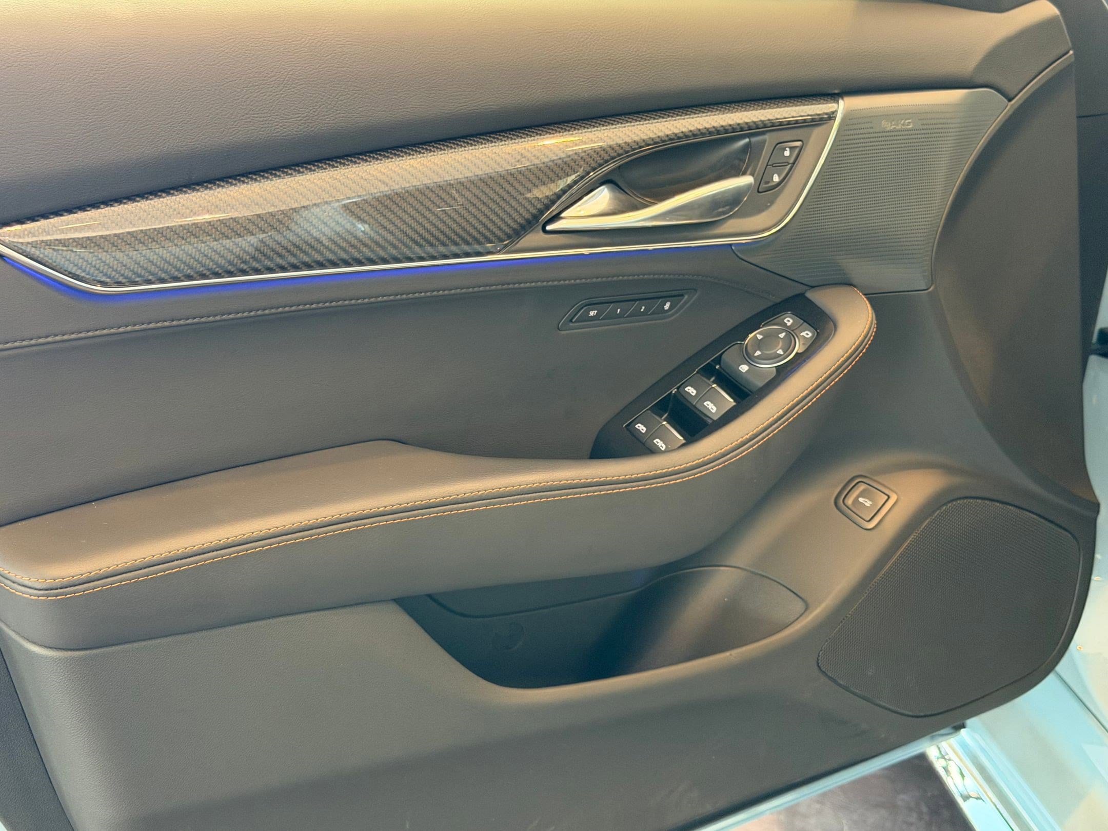 2026 Cadillac CT5 V-Series - Photo 13