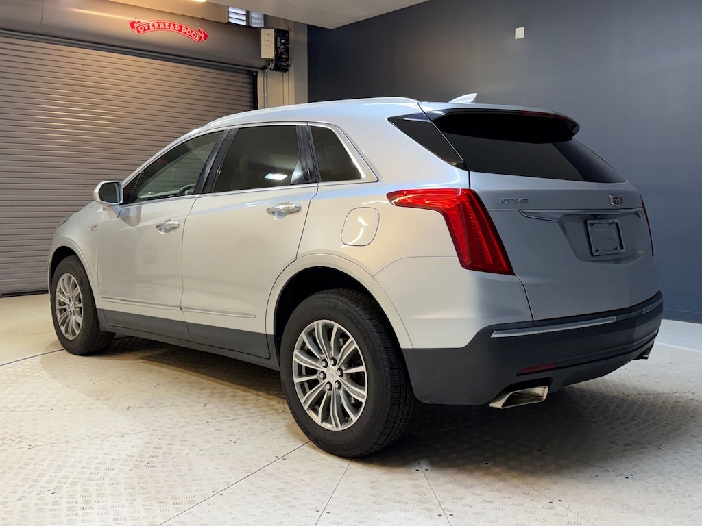 Used 2018 CADILLAC XT5 Luxury FWD SUV