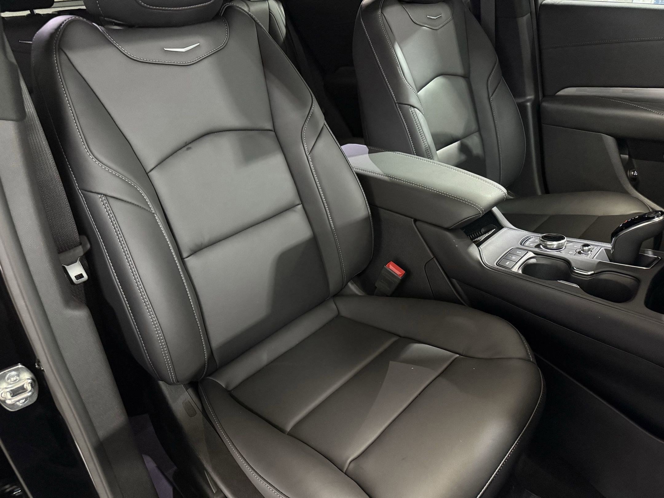 2025 Cadillac XT4 Premium Luxury - Photo 47