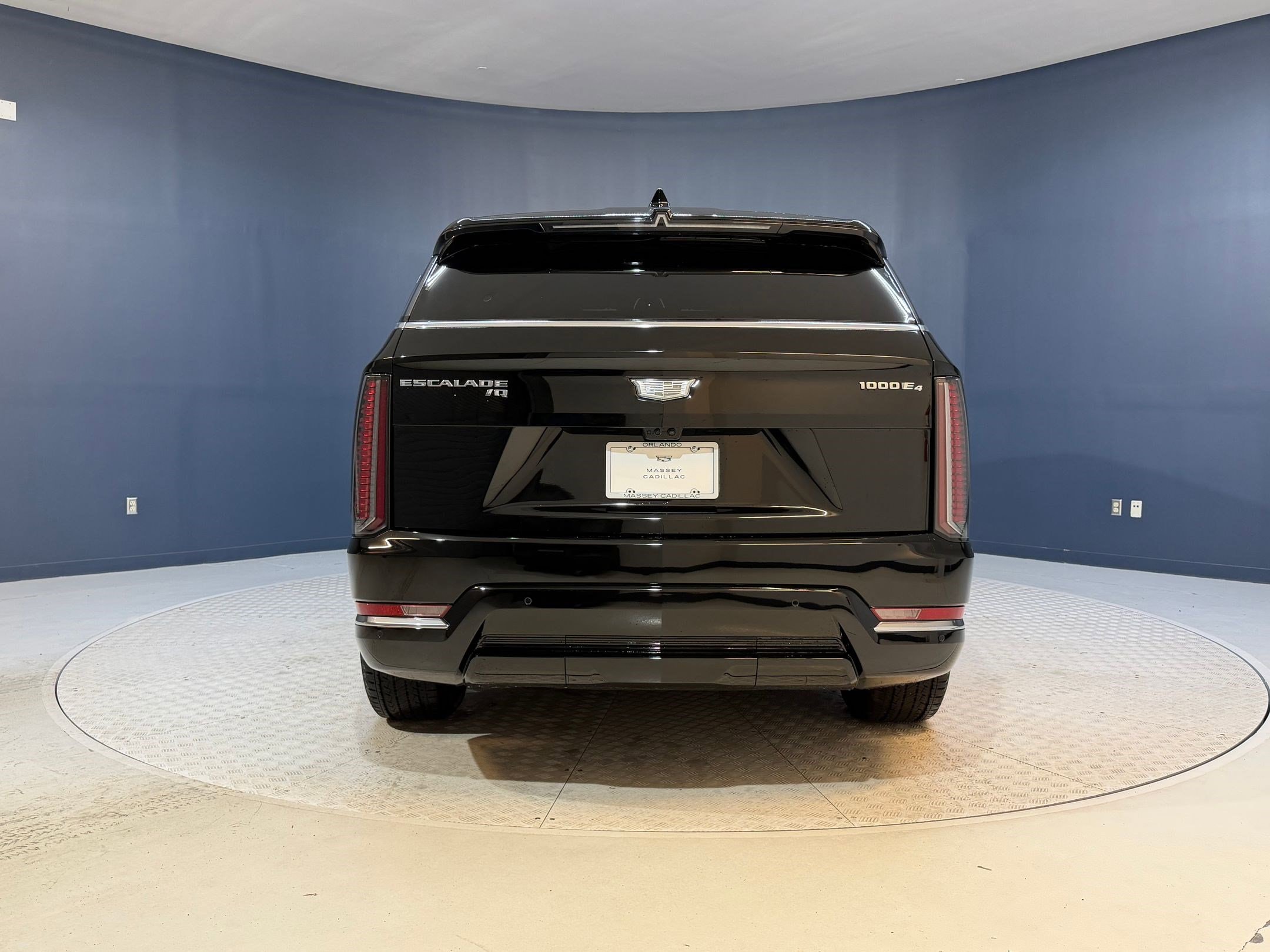 2026 Cadillac Escalade IQ Luxury - Photo 9