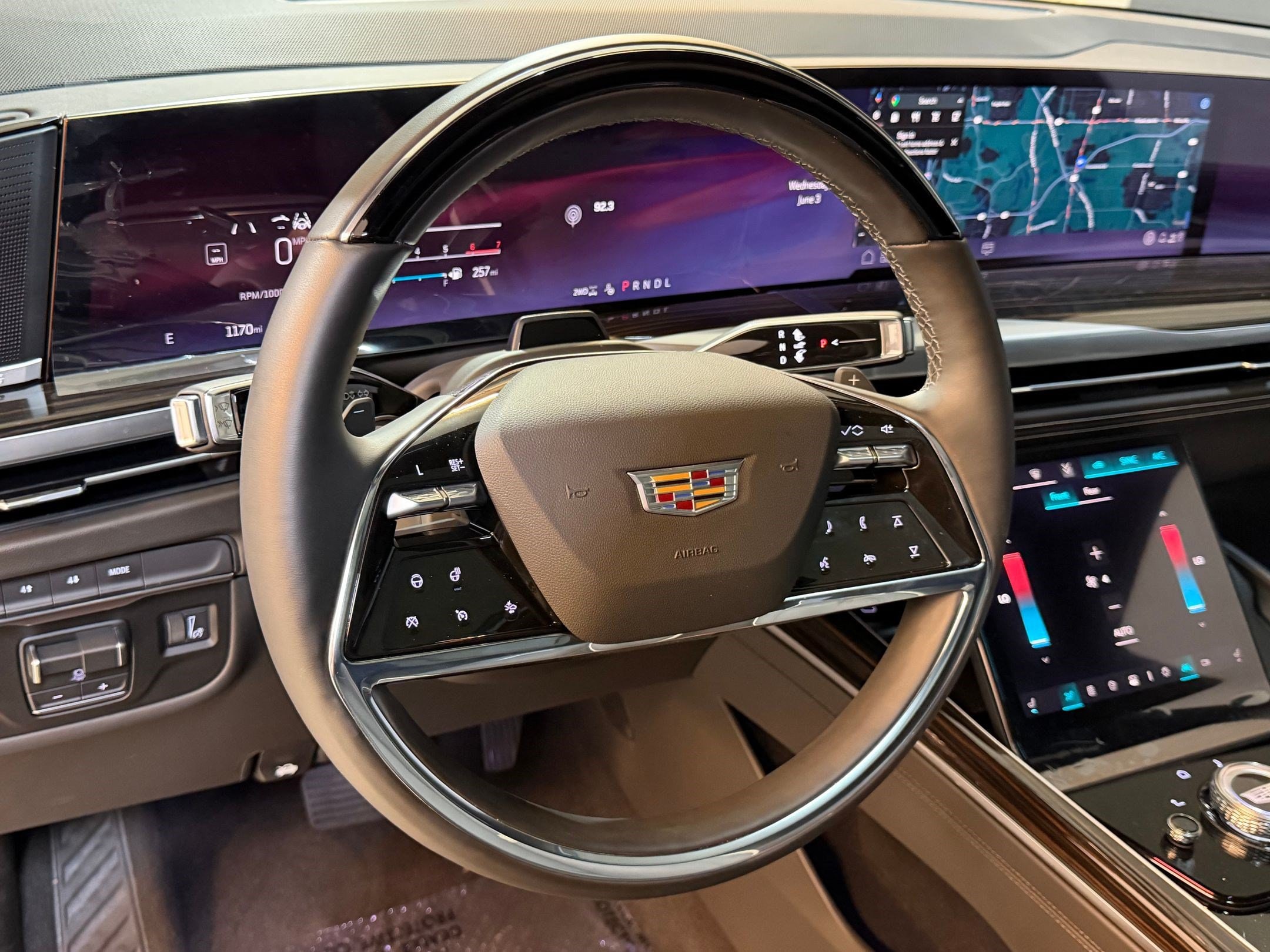 2026 Cadillac Escalade Luxury - Photo 15