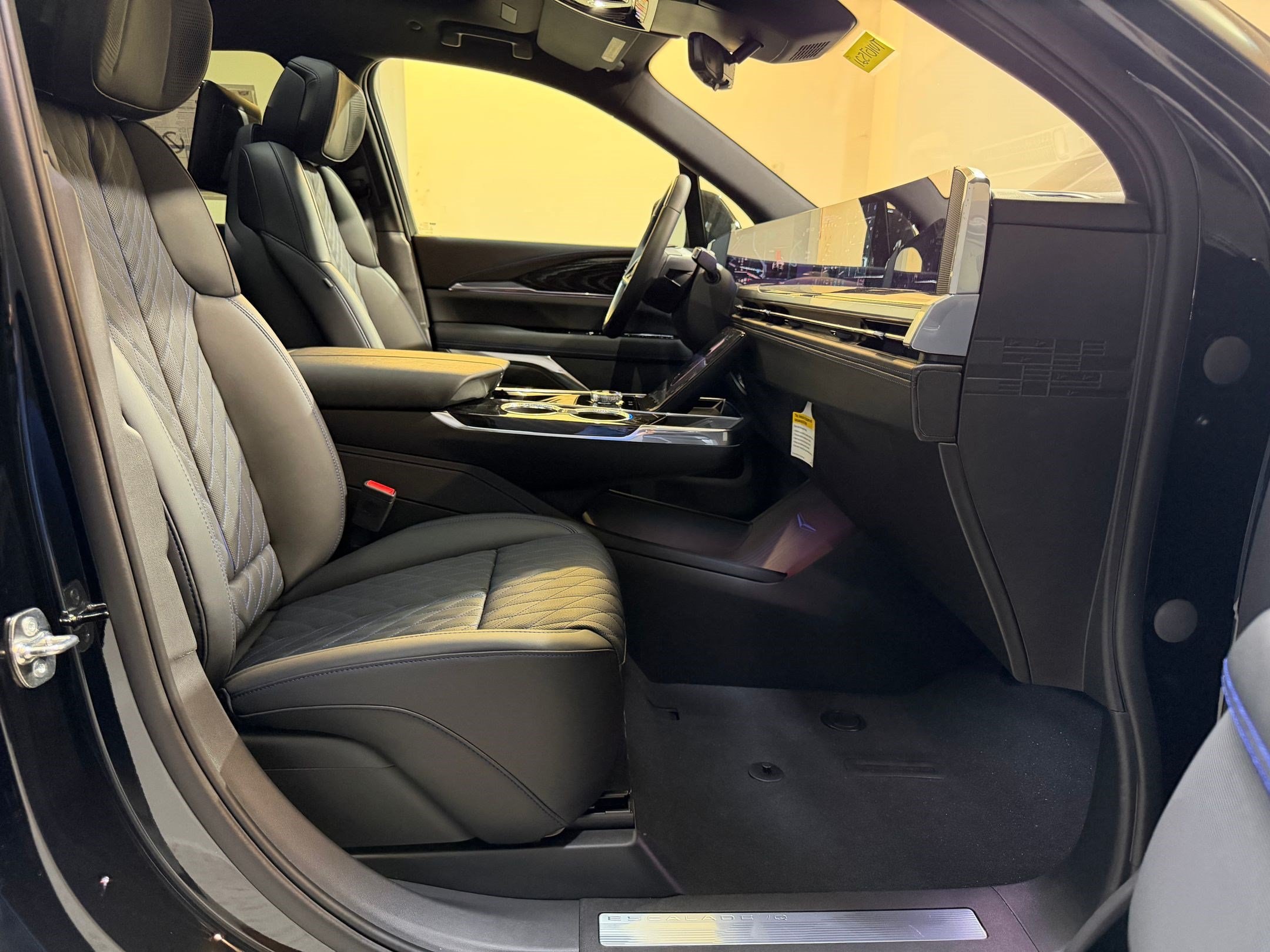 2026 Cadillac Escalade IQ Sport - Photo 58
