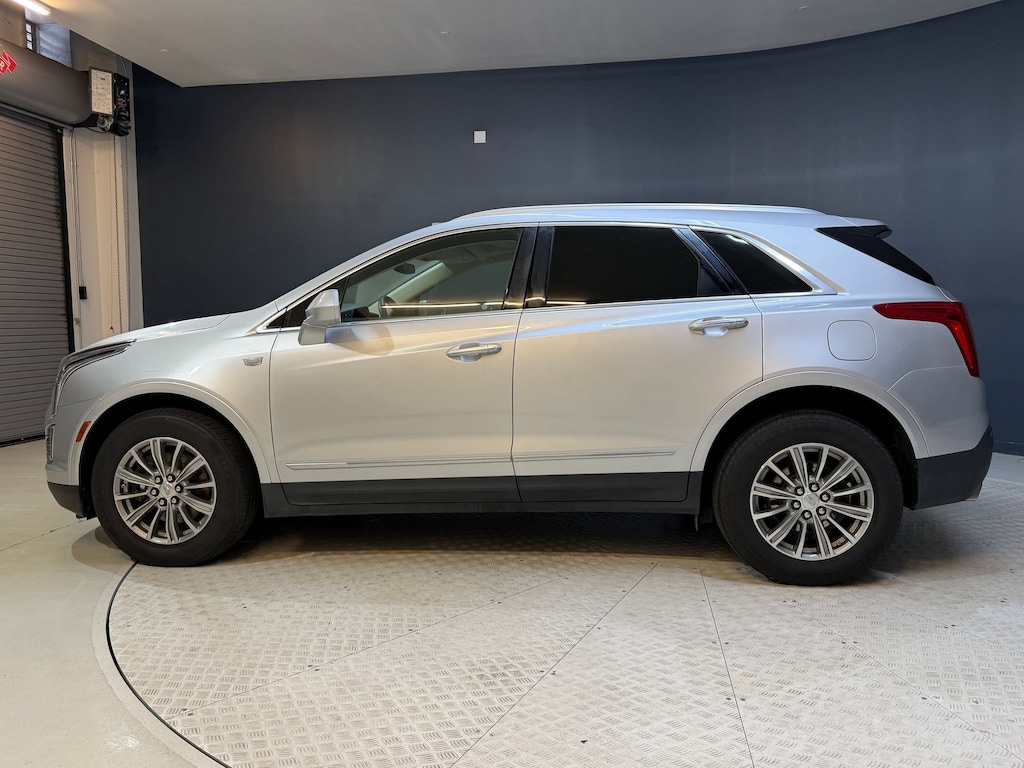 Used 2018 CADILLAC XT5 Luxury FWD SUV