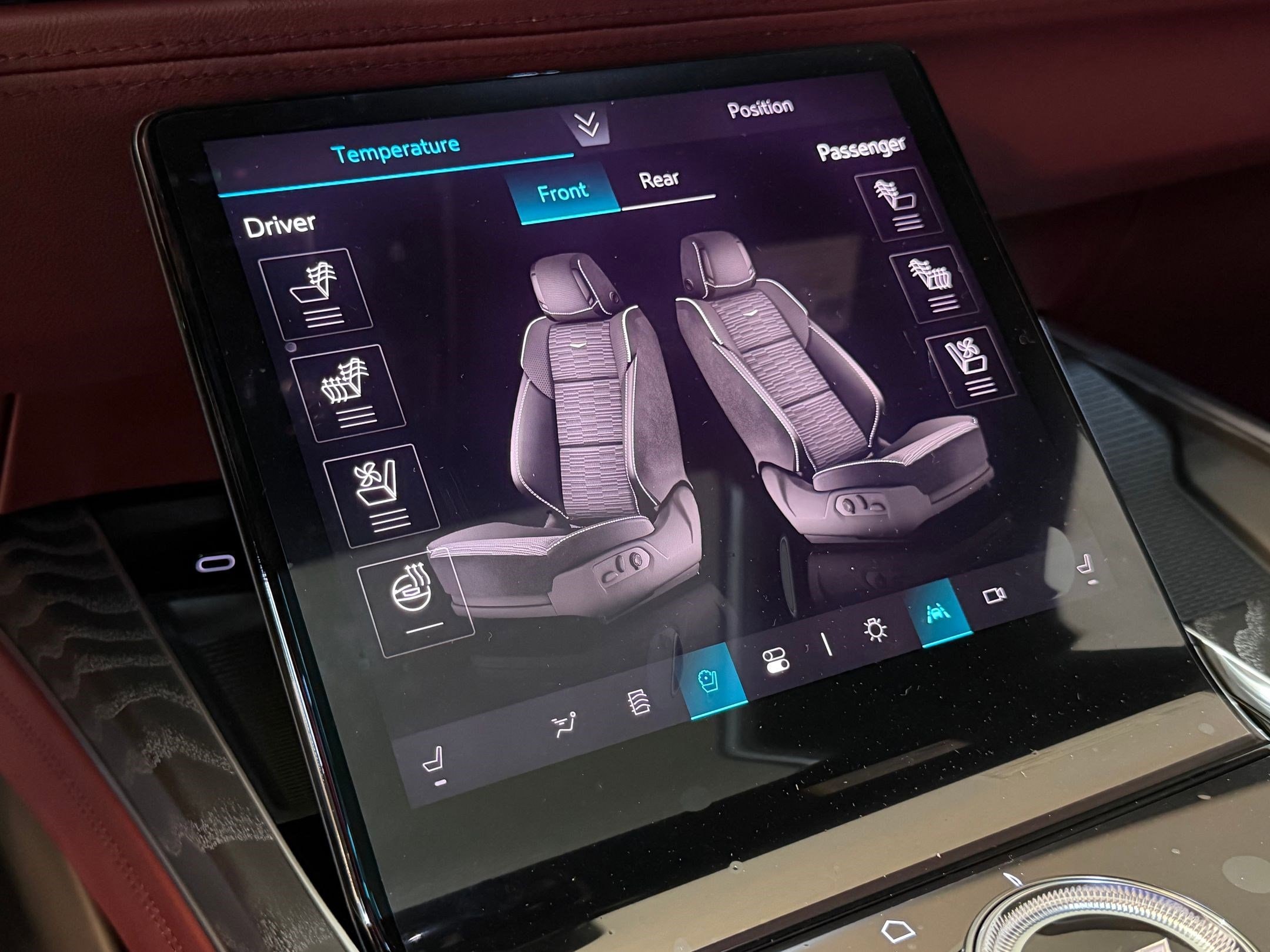 2026 Cadillac Escalade Luxury - Photo 38