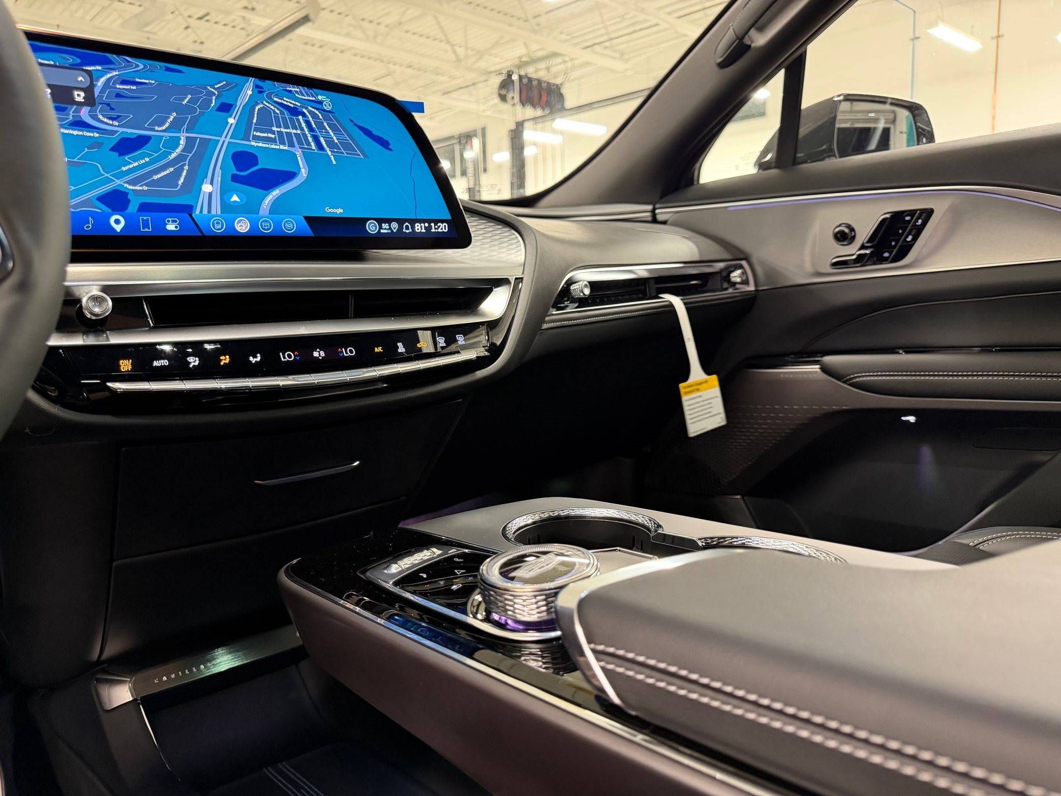2027 Cadillac LYRIQ Sport - Photo 42