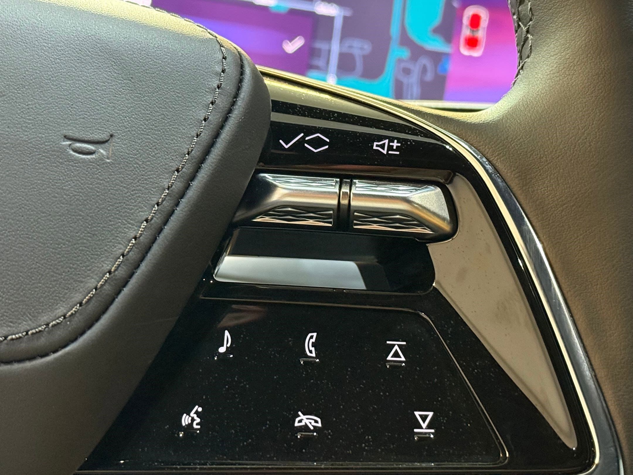 2025 Cadillac Escalade IQ Sport 2 - Photo 31