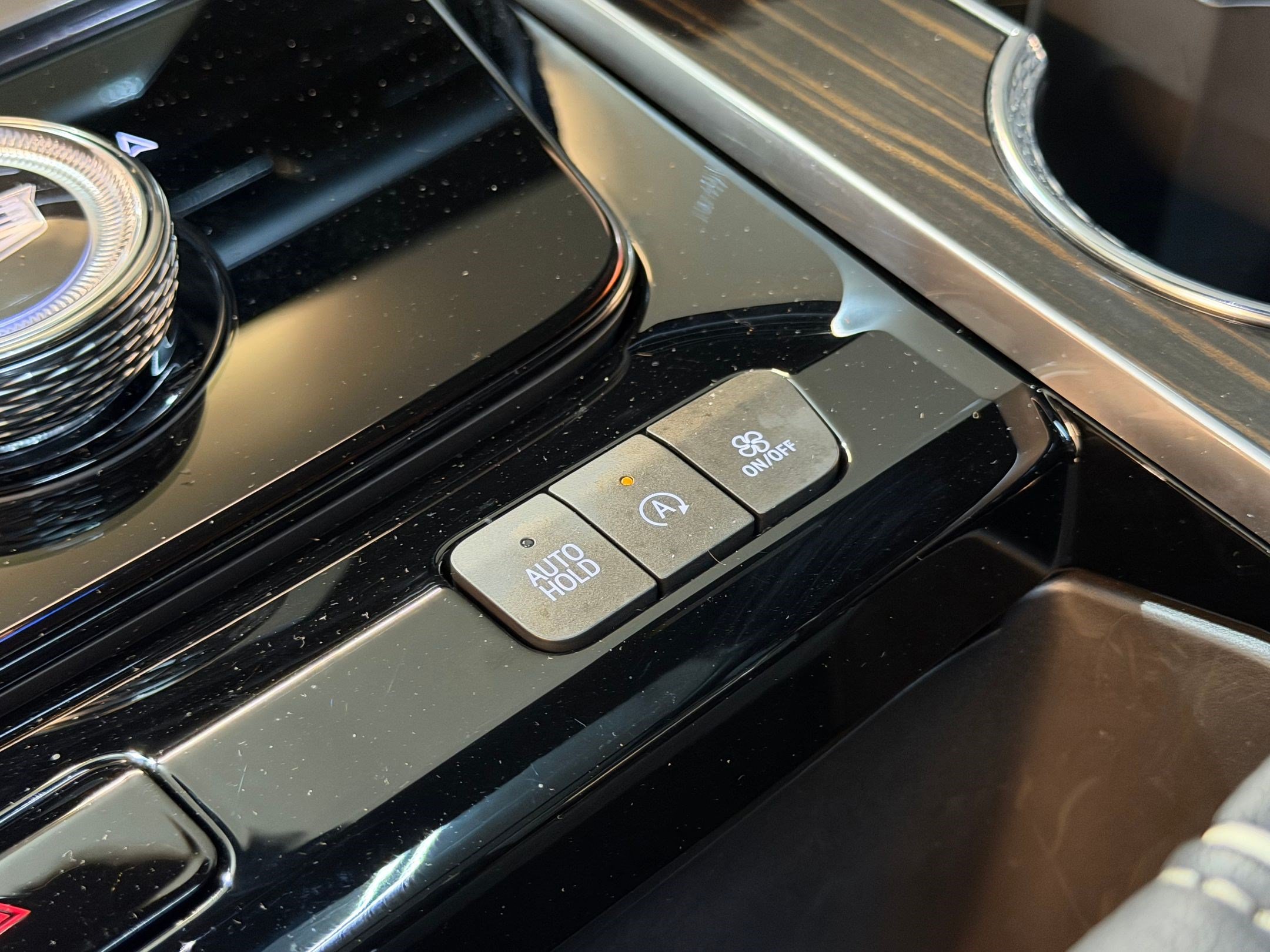 2026 Cadillac Escalade Luxury - Photo 41