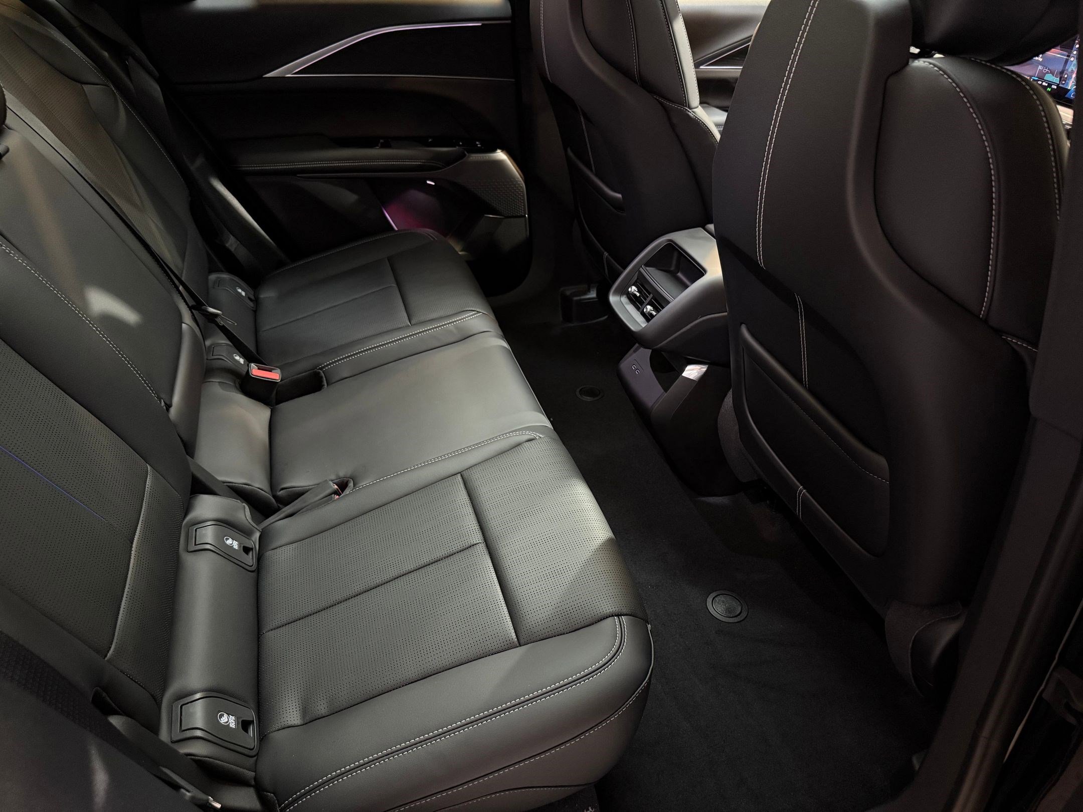 2026 Cadillac LYRIQ Sport - Photo 46