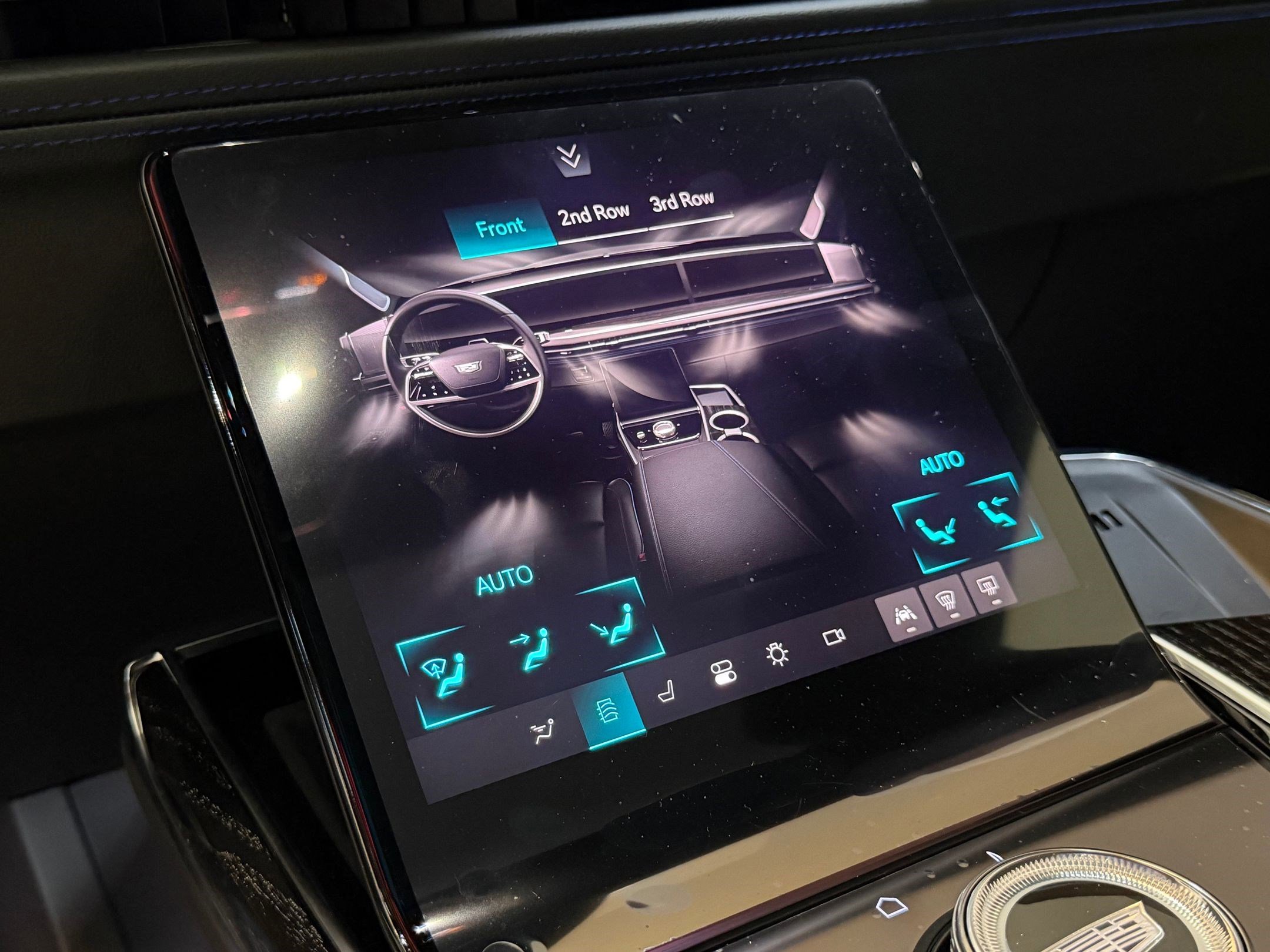 2026 Cadillac Escalade IQ Sport - Photo 35