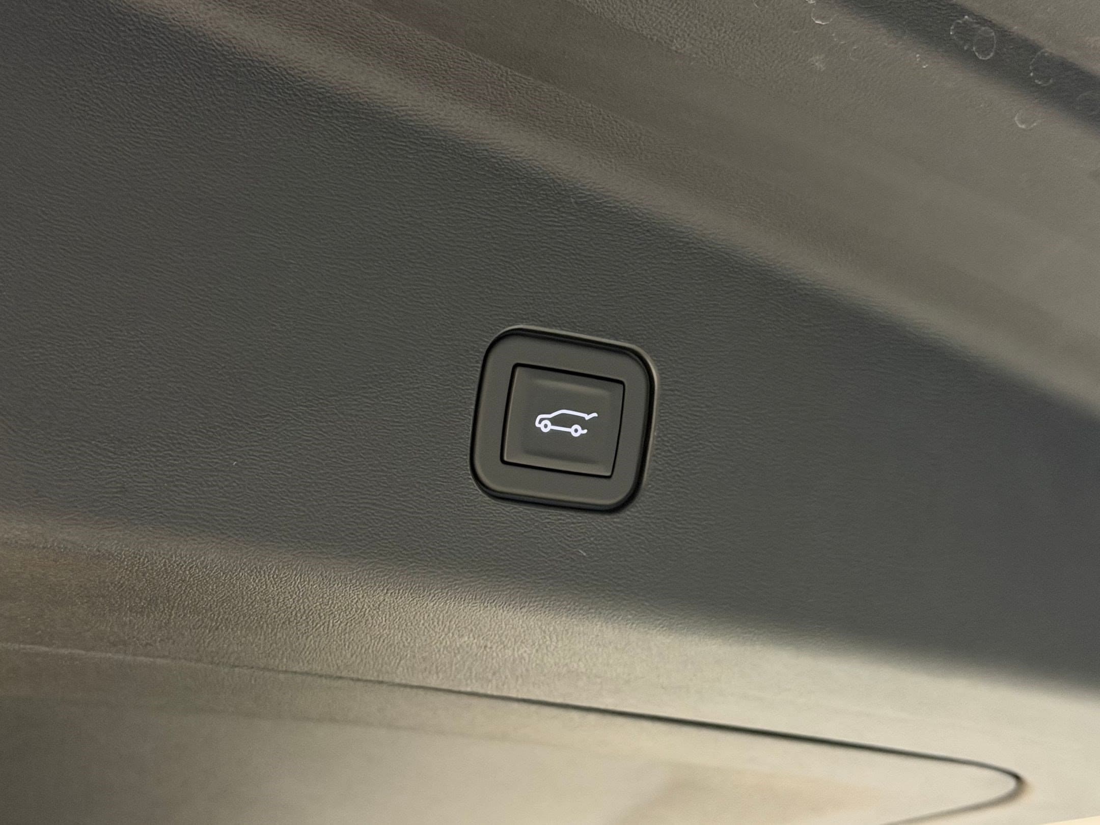 2026 Cadillac VISTIQ Luxury - Photo 46
