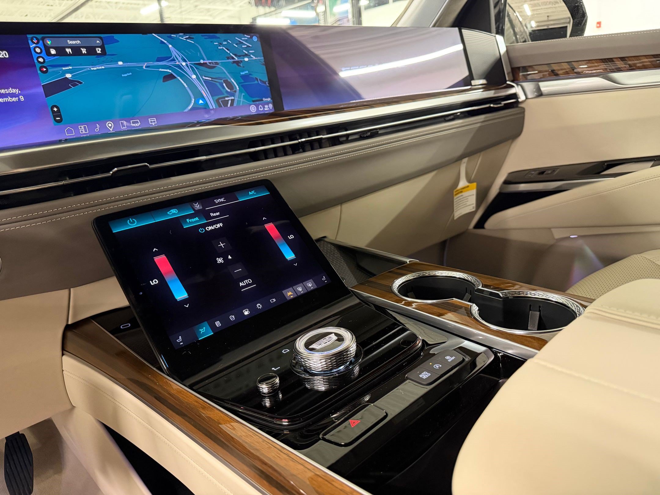 2026 Cadillac Escalade Platinum Sport - Photo 49