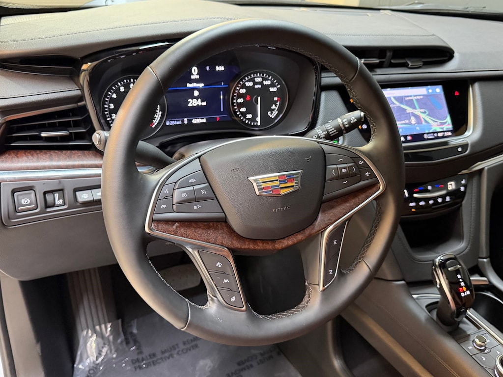 New 2026 CADILLAC XT5 Premium Luxury SUV