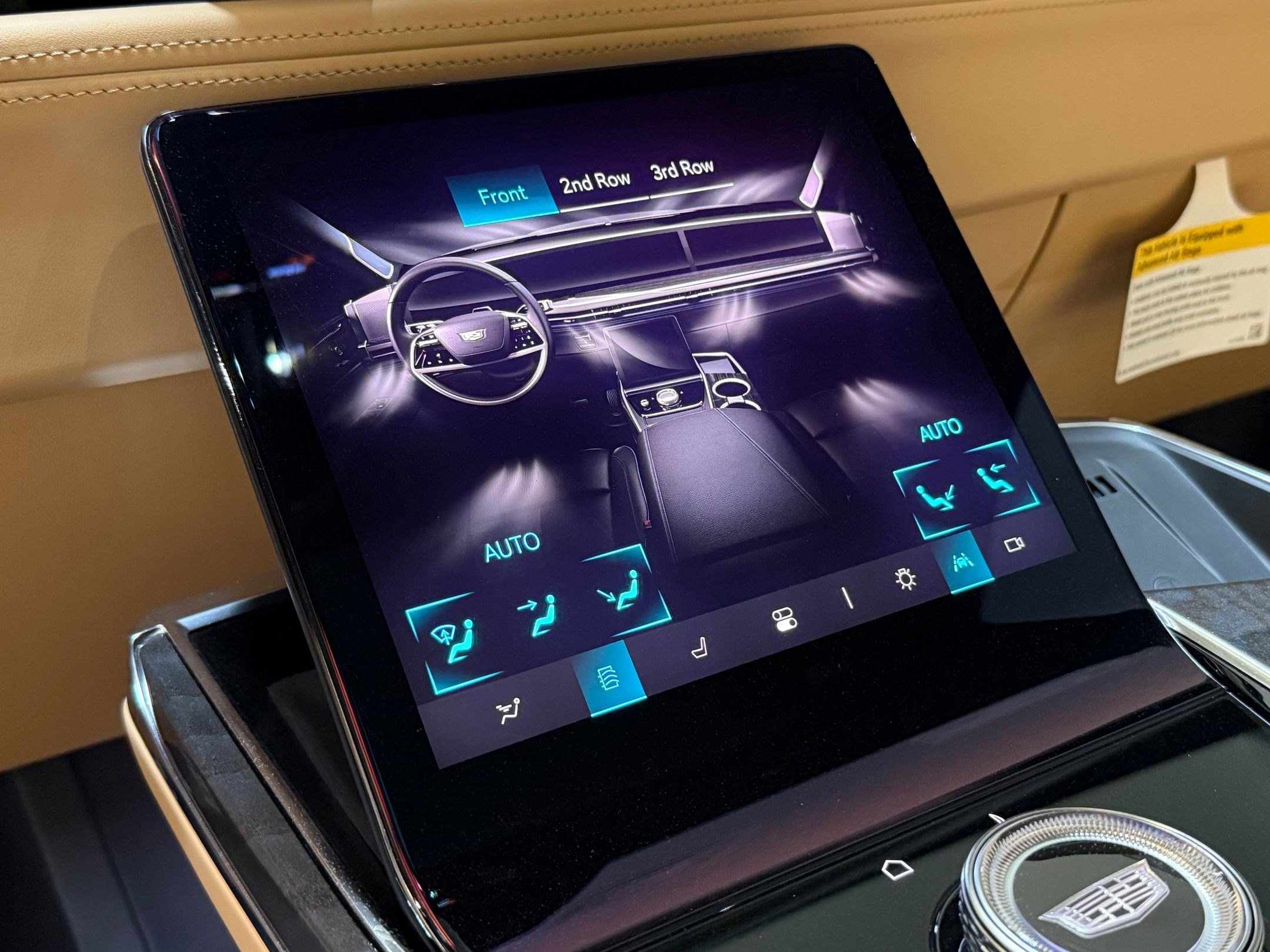 2025 Cadillac Escalade IQ Sport 2 - Photo 36