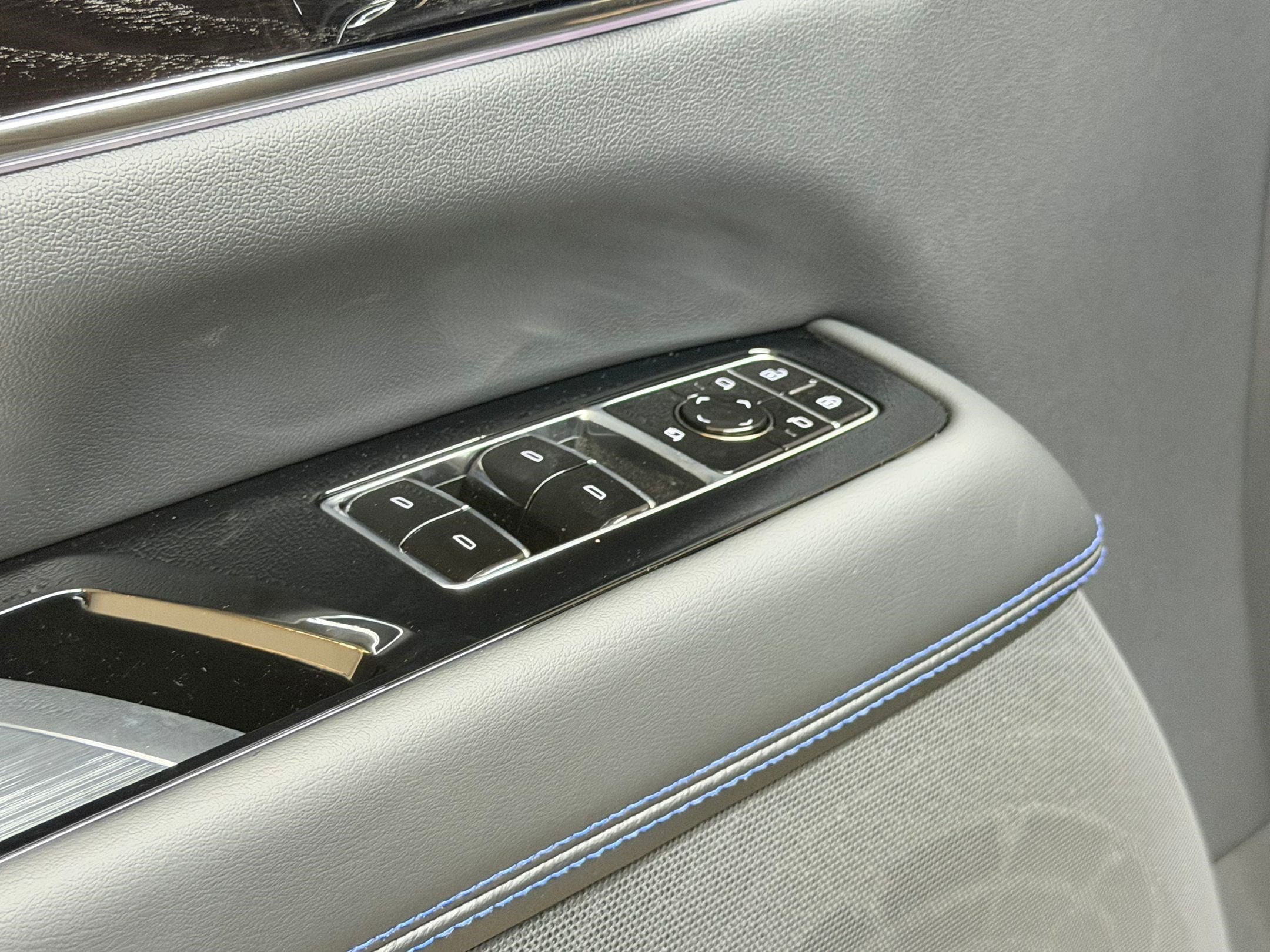 2026 Cadillac Escalade IQ Sport - Photo 23