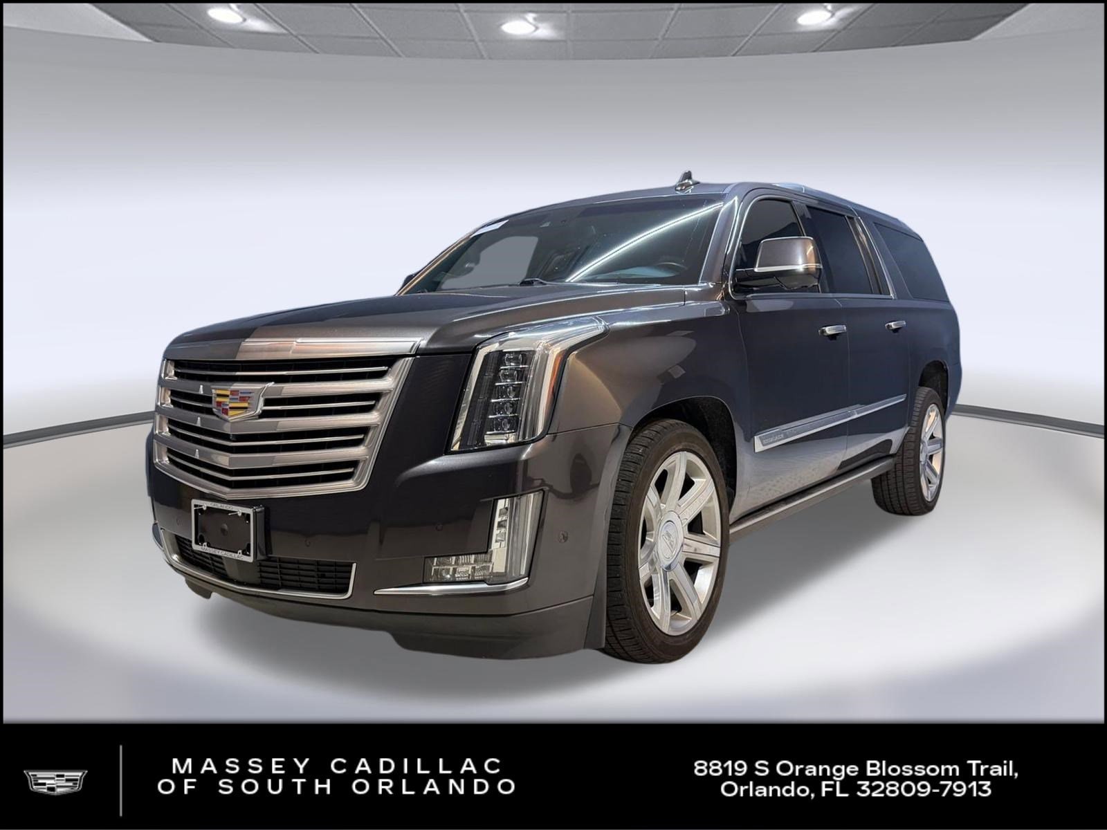 2018 Cadillac Escalade ESV AWD Platinum's photo