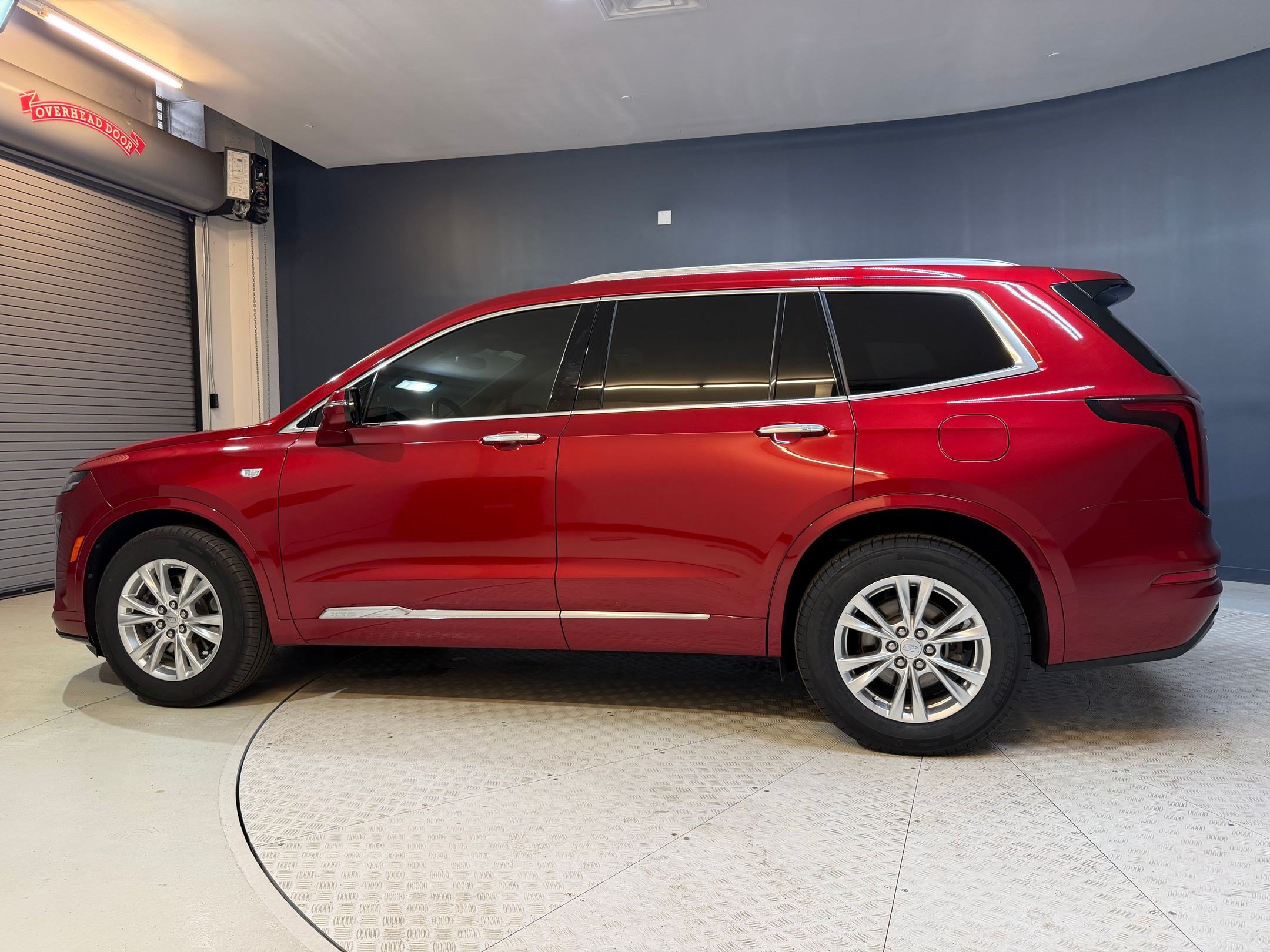 XT6 Luxury SUV