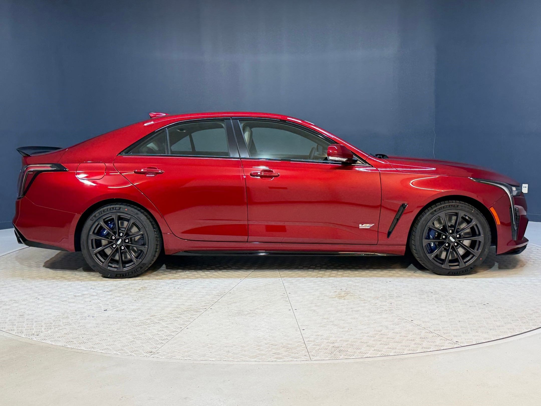 CT4-V V-Series Blackwing Sedan