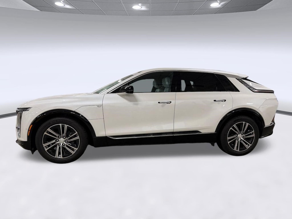 Certified 2024 CADILLAC LYRIQ Luxury 1 SUV