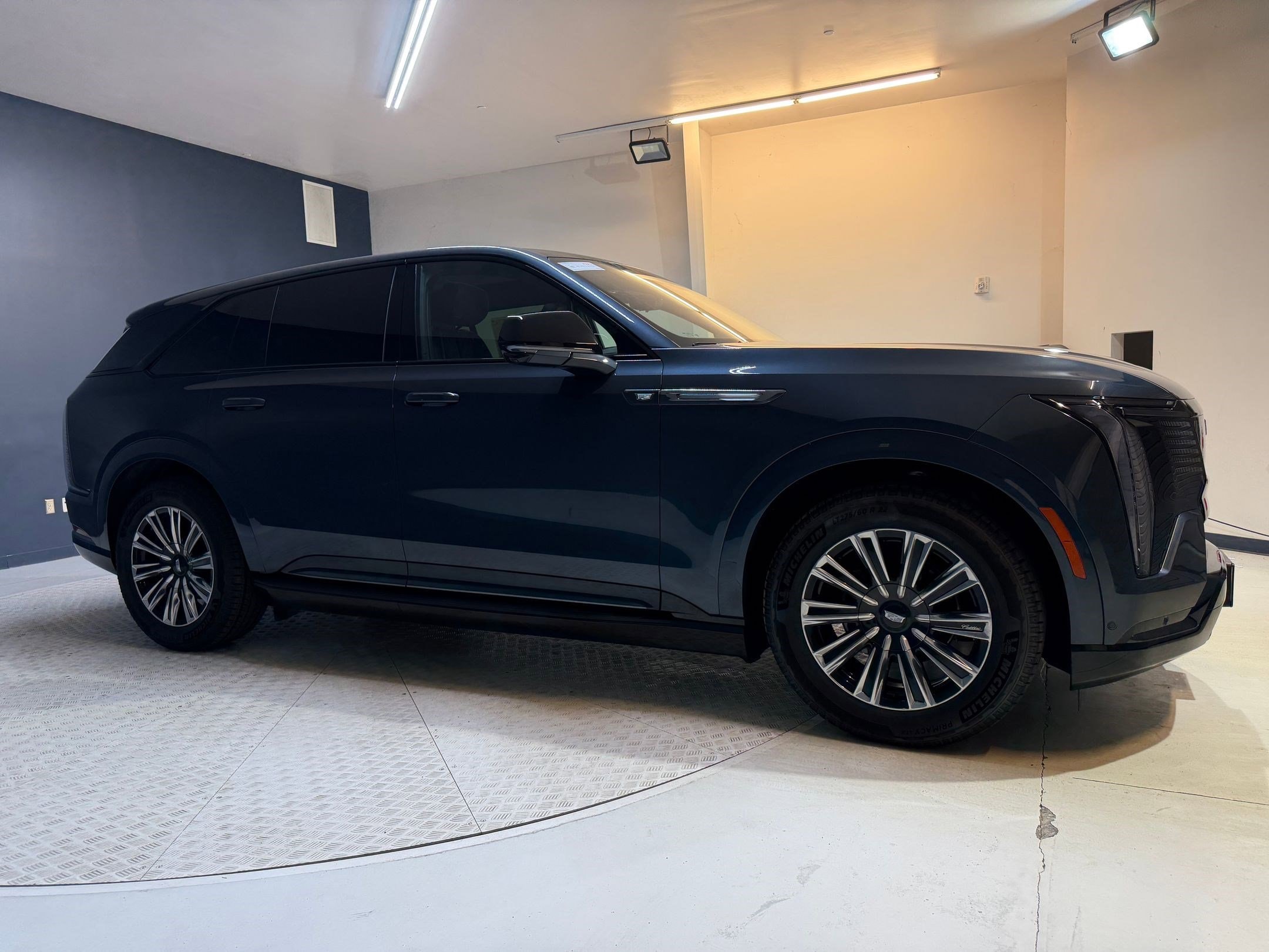 2026 Cadillac Escalade IQ Sport - Photo 6