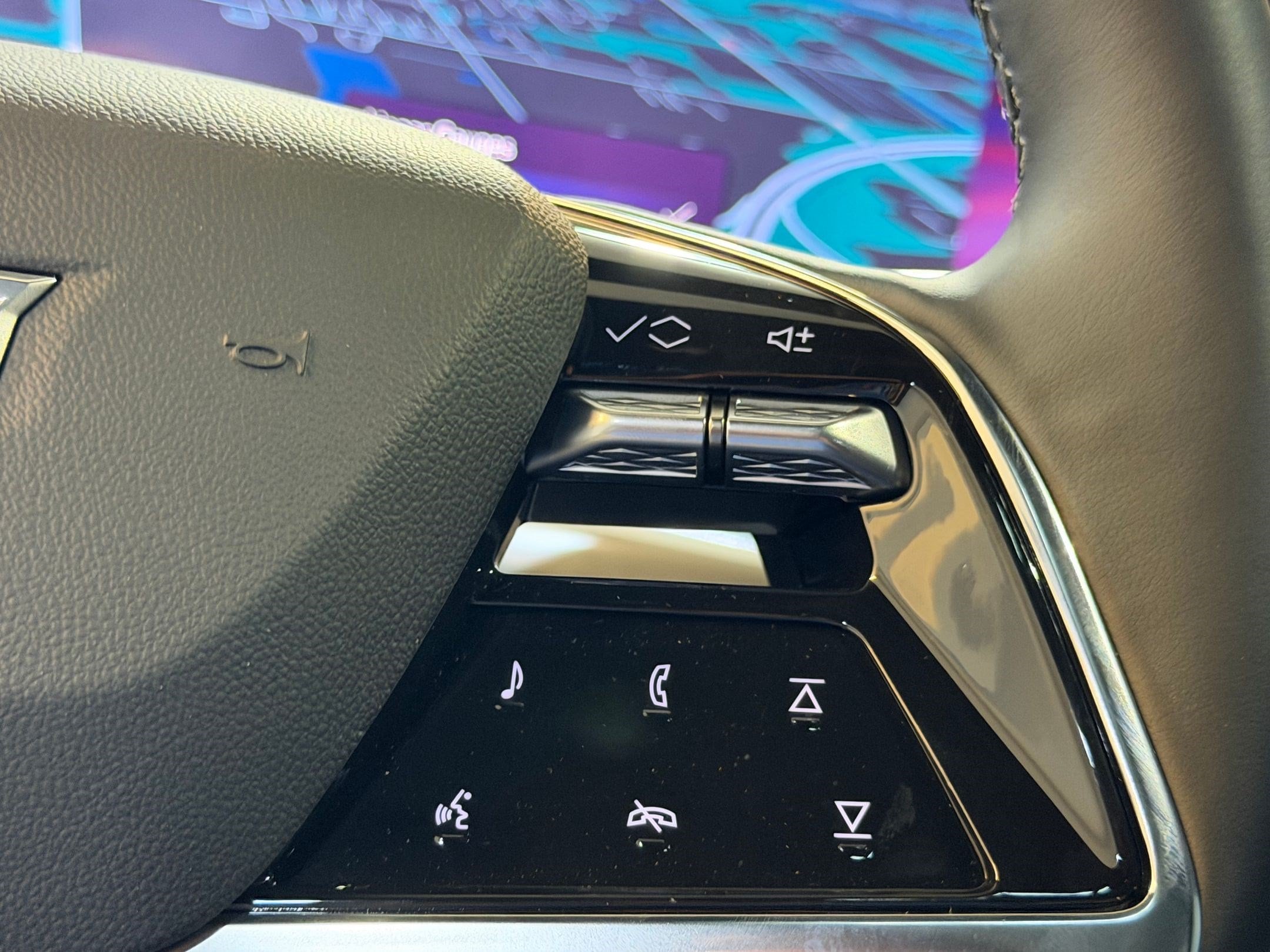 2026 Cadillac Escalade IQ Sport - Photo 29