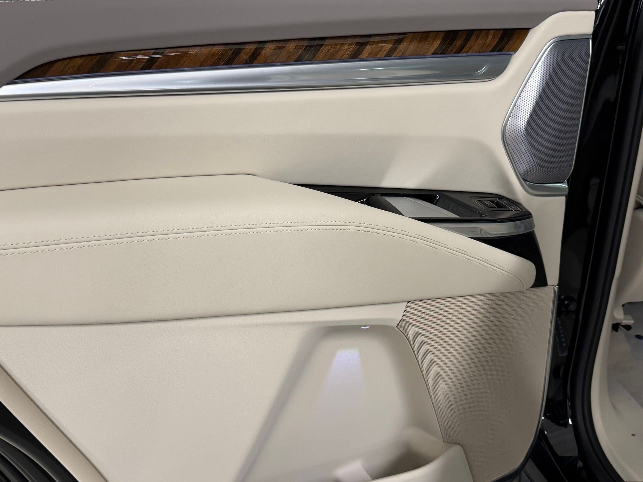 2026 Cadillac Escalade Platinum Sport - Photo 55