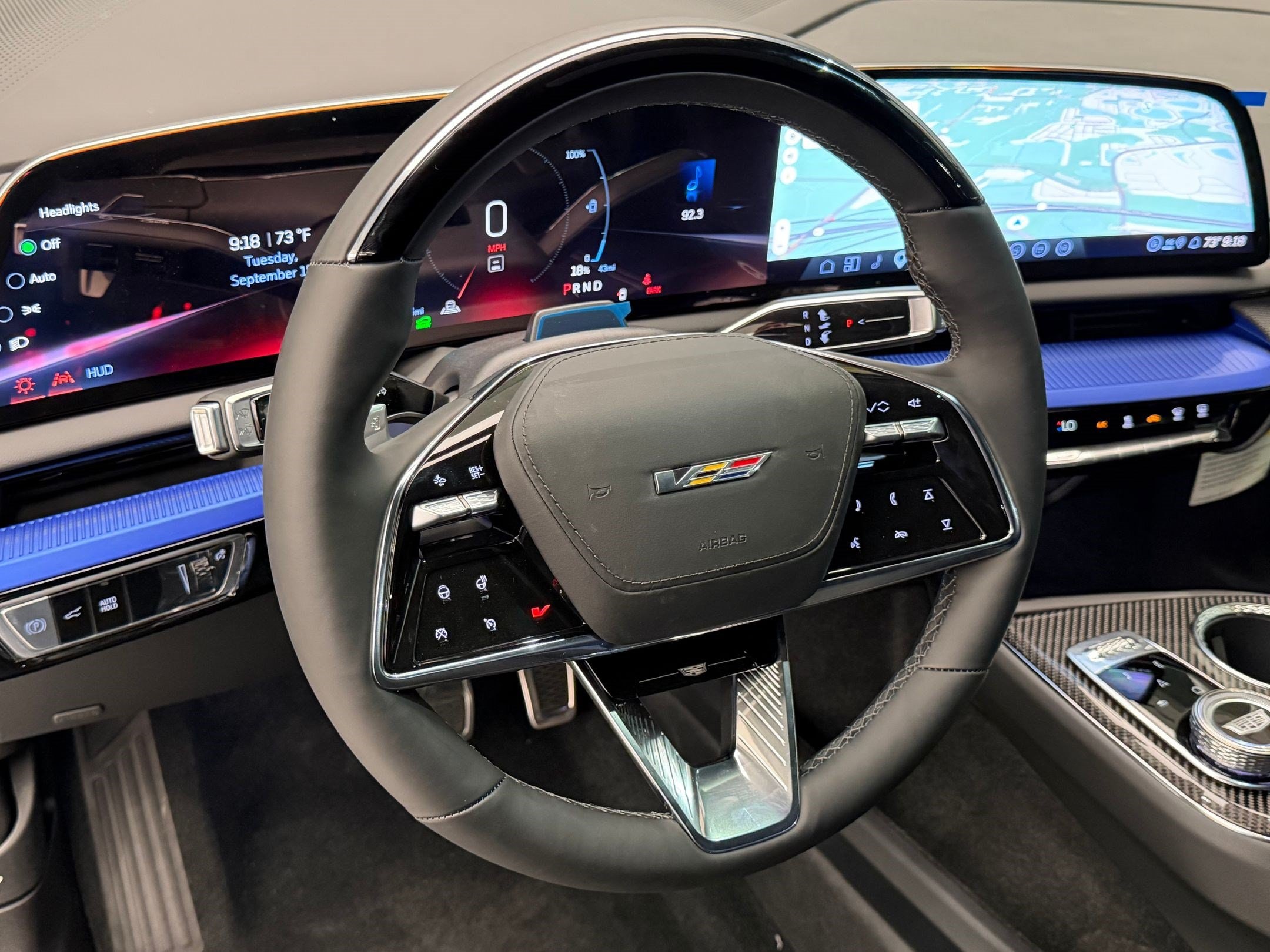 2027 Cadillac OPTIQ V-Series - Photo 9