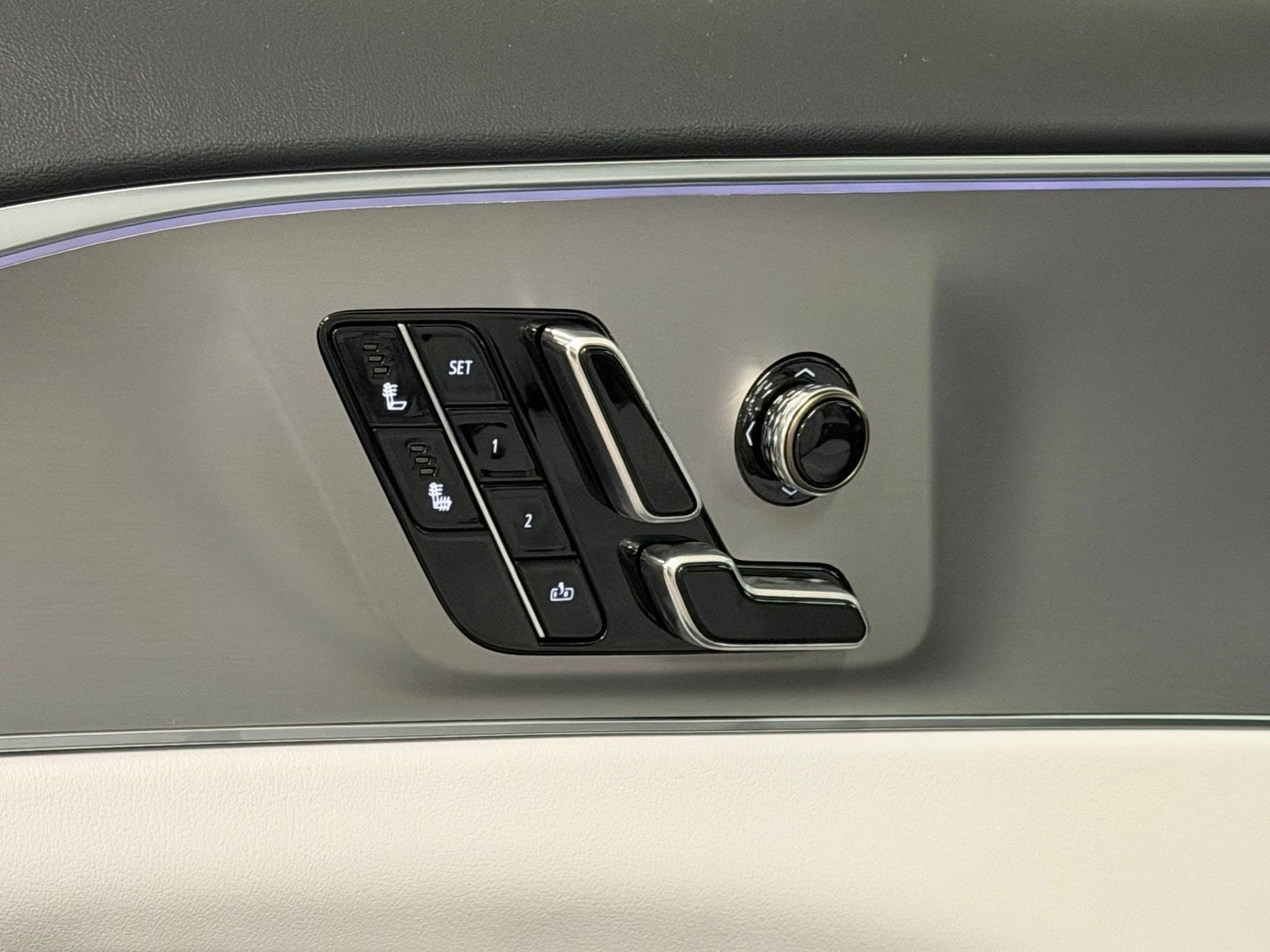 2027 Cadillac LYRIQ Sport - Photo 19