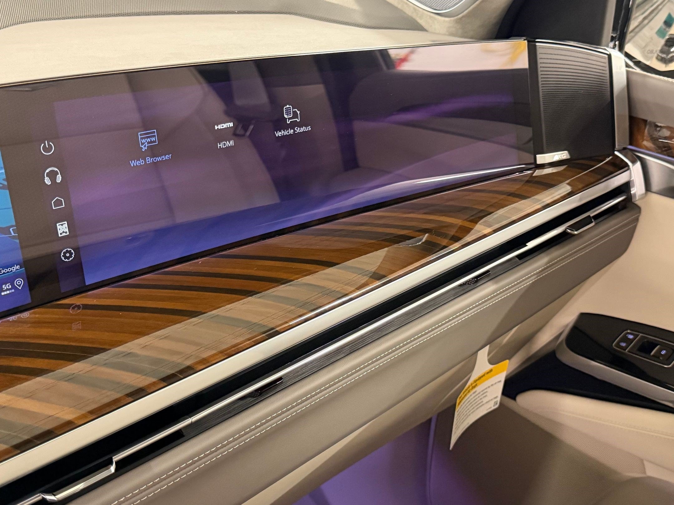 2026 Cadillac Escalade Platinum Sport - Photo 51