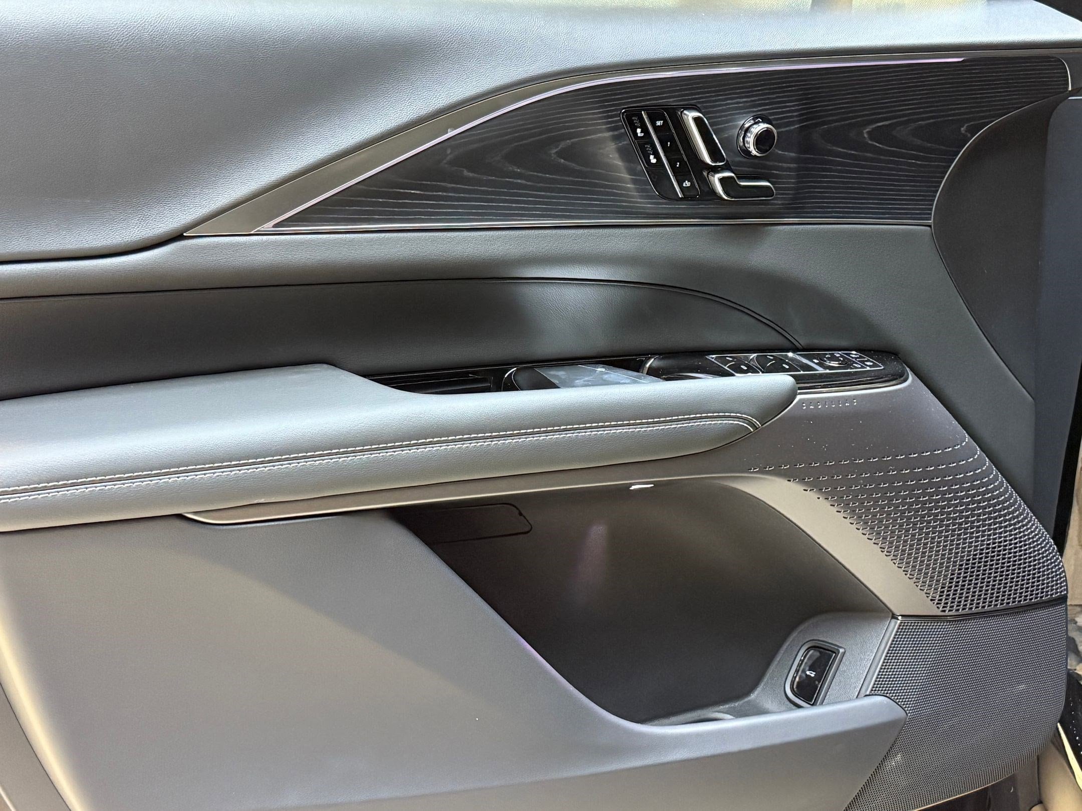 2026 Cadillac LYRIQ Sport - Photo 13