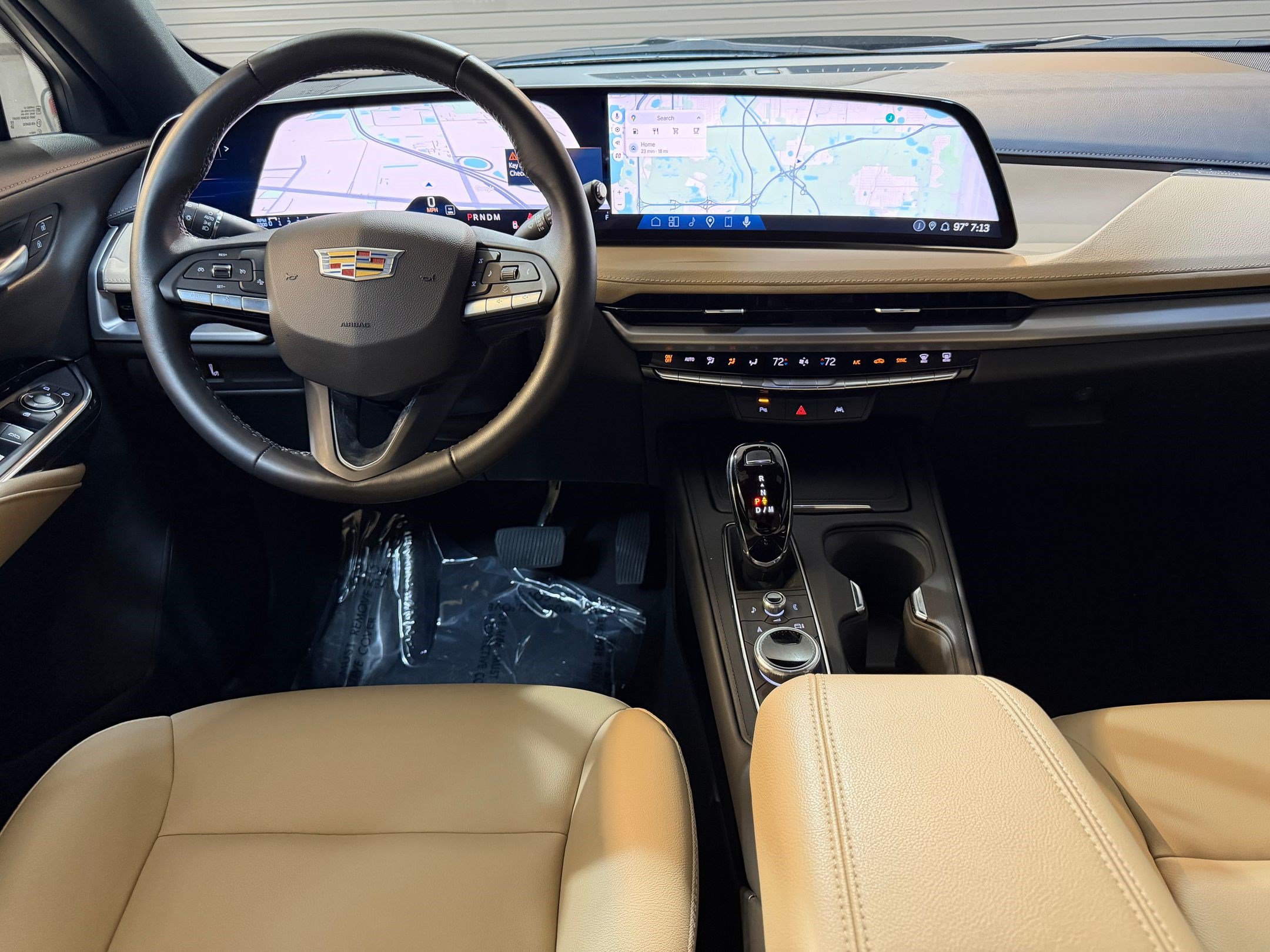 XT4 Luxury SUV