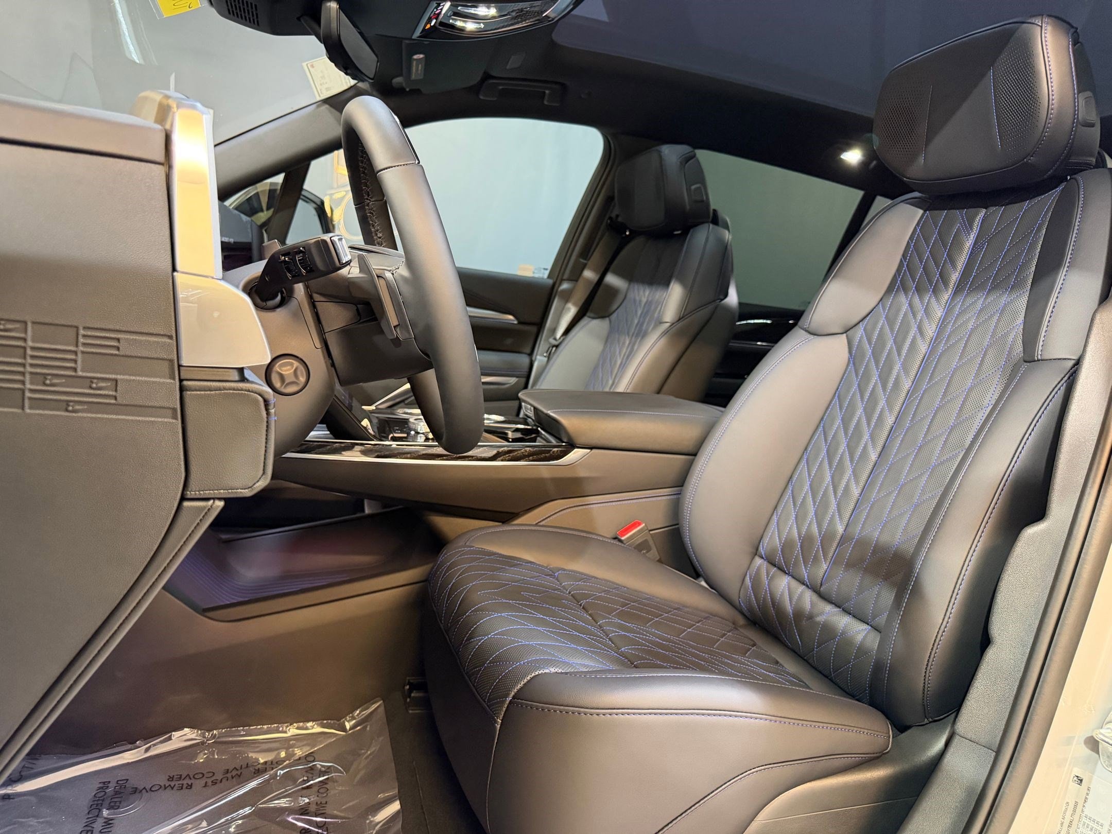 2026 Cadillac Escalade IQ Sport - Photo 4