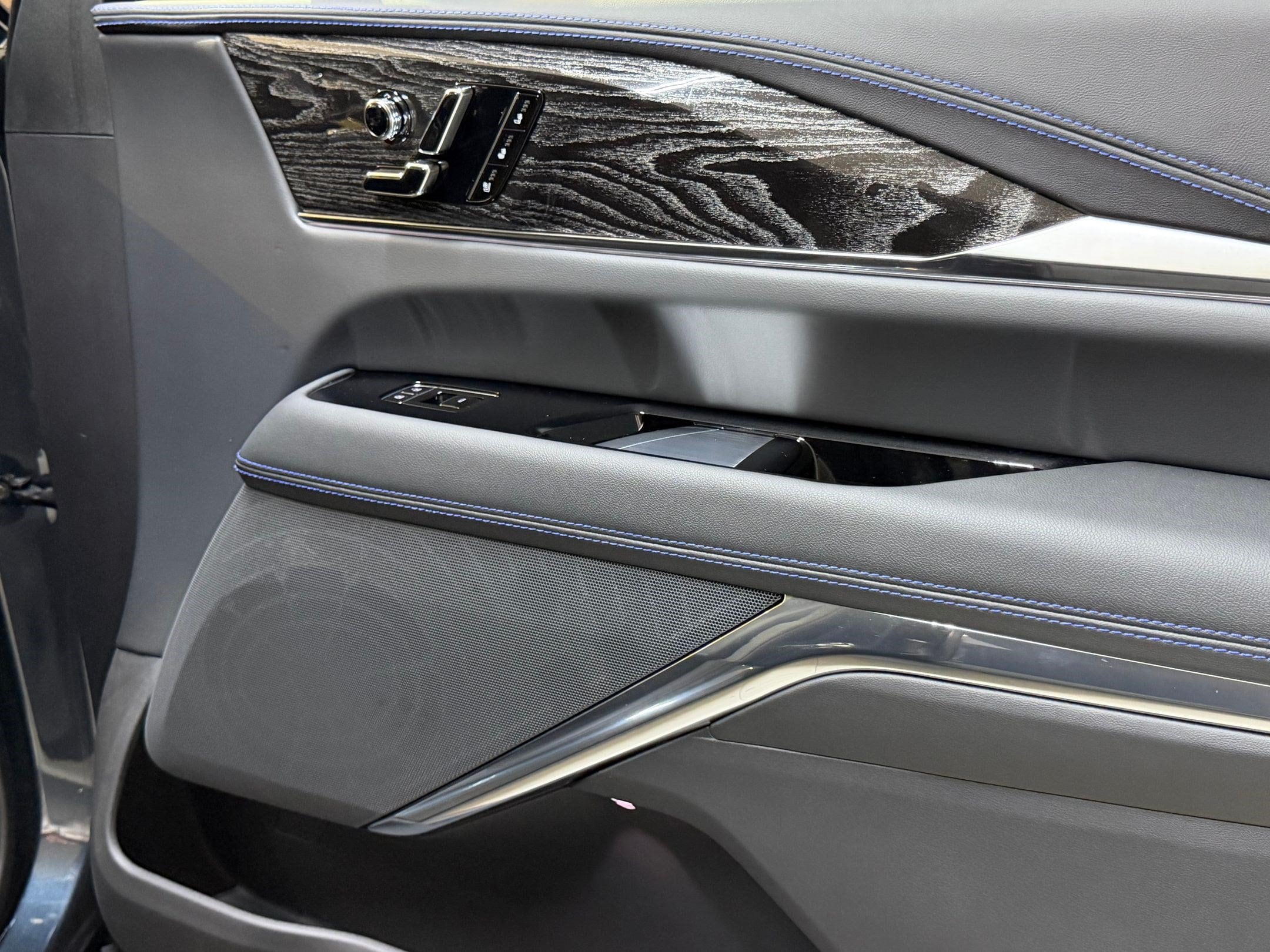 2026 Cadillac Escalade IQ Sport - Photo 54