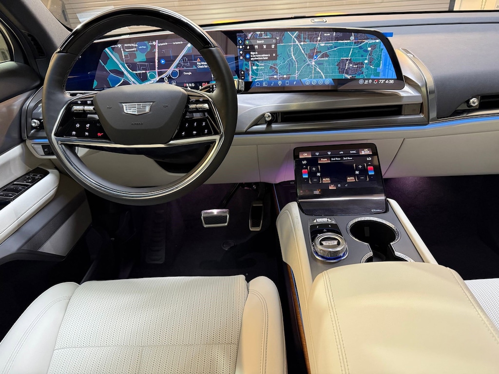New 2026 CADILLAC VISTIQ Sport SUV
