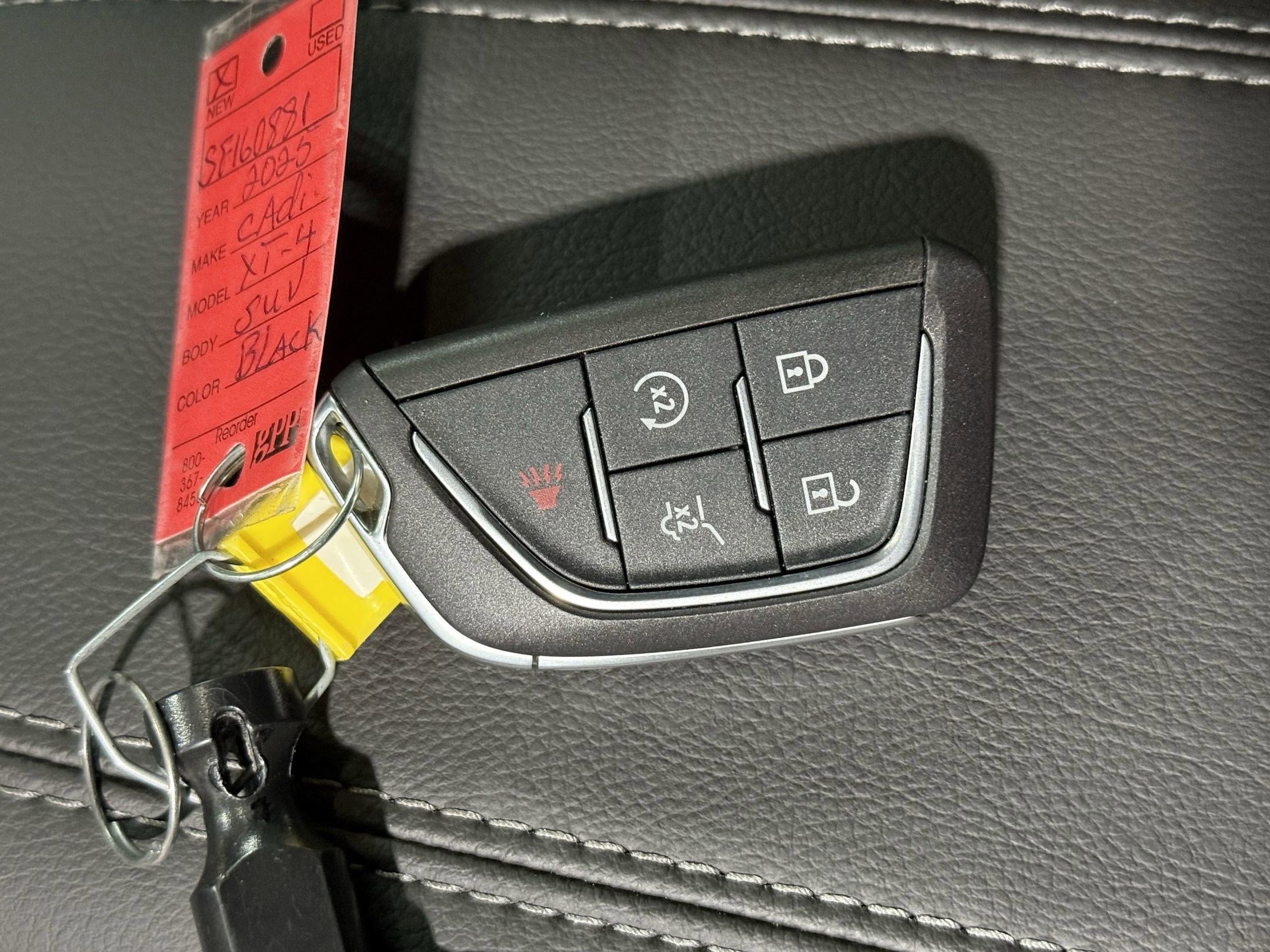 2025 Cadillac XT4 Premium Luxury - Photo 34