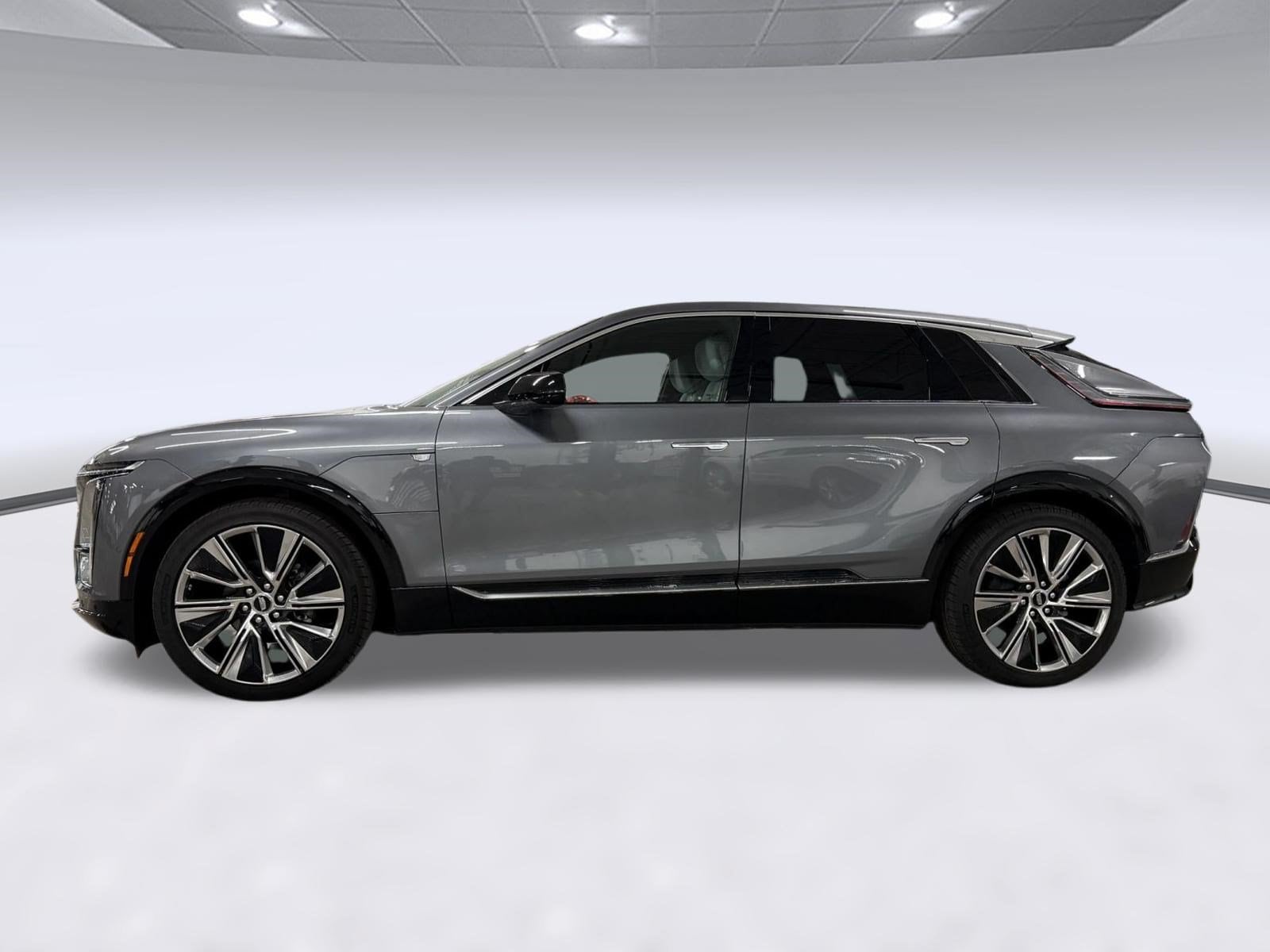 Used 2023 Cadillac LYRIQ Luxury with VIN 1GYKPMRK3PZ000669 for sale in Orlando, FL