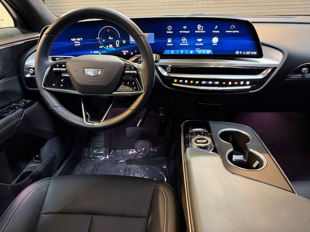 Certified 2024 CADILLAC LYRIQ Luxury 1 SUV