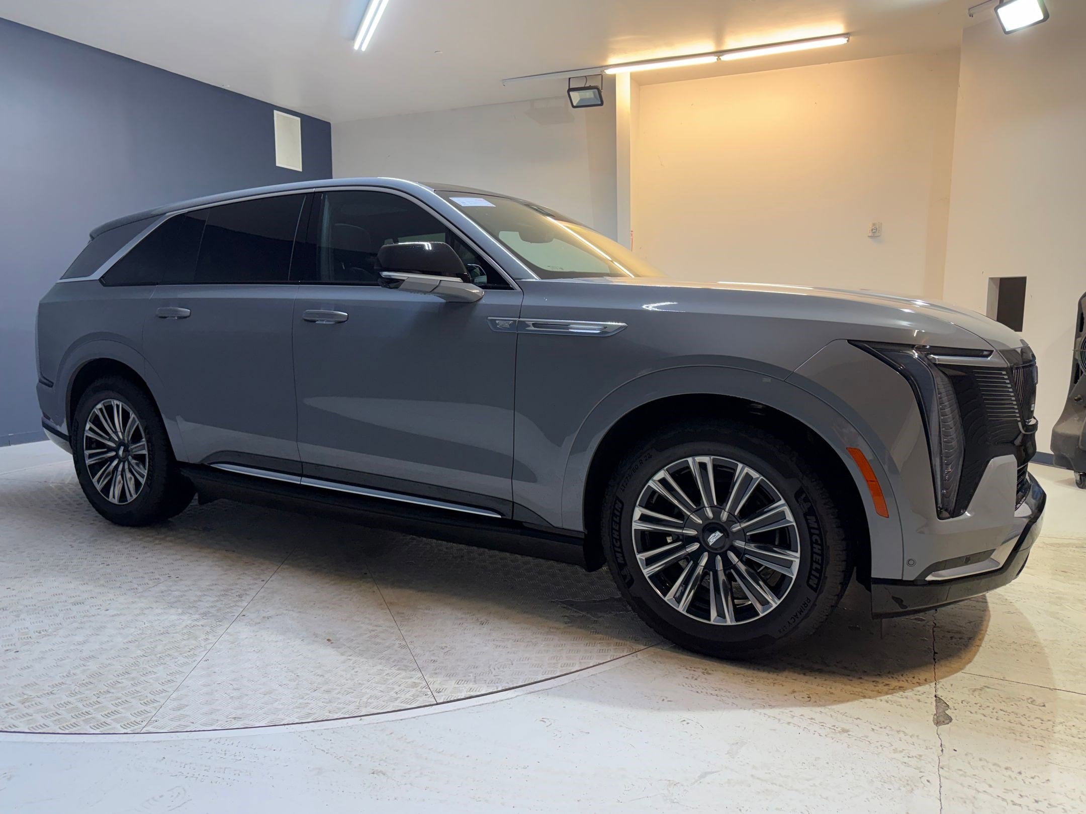 2026 Cadillac Escalade IQ Luxury - Photo 6