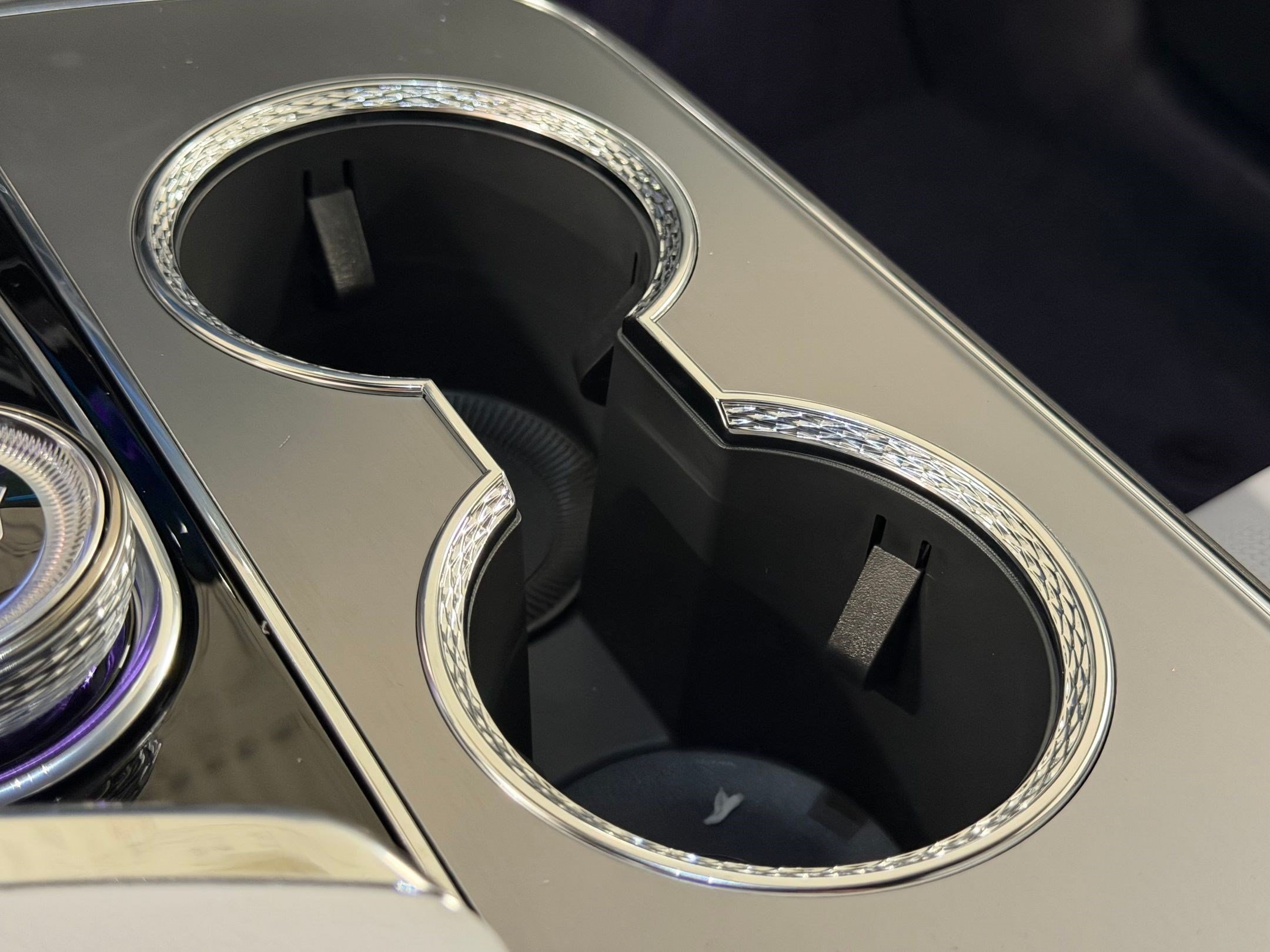 2027 Cadillac LYRIQ Sport - Photo 17