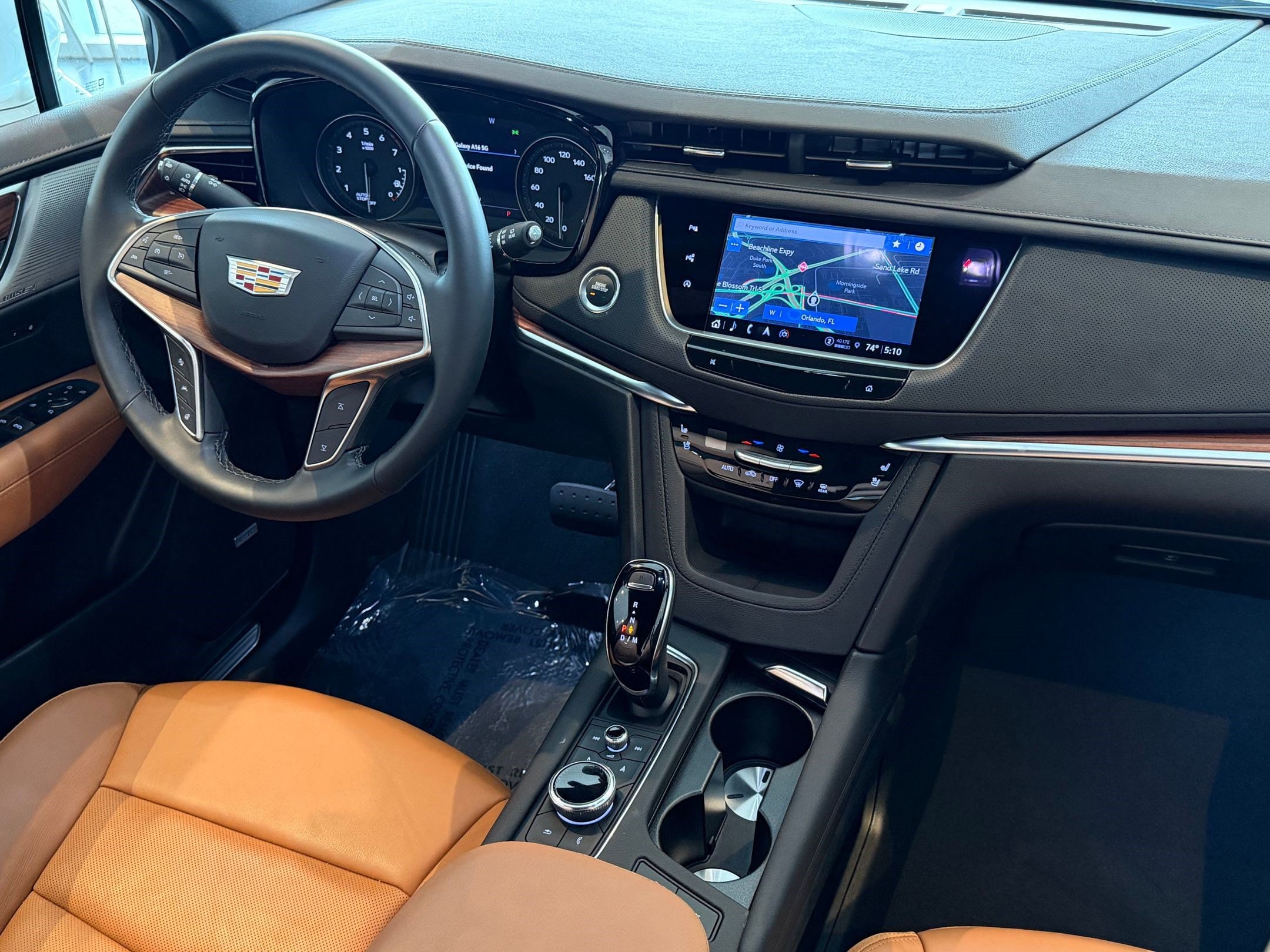 XT5 Premium Luxury SUV