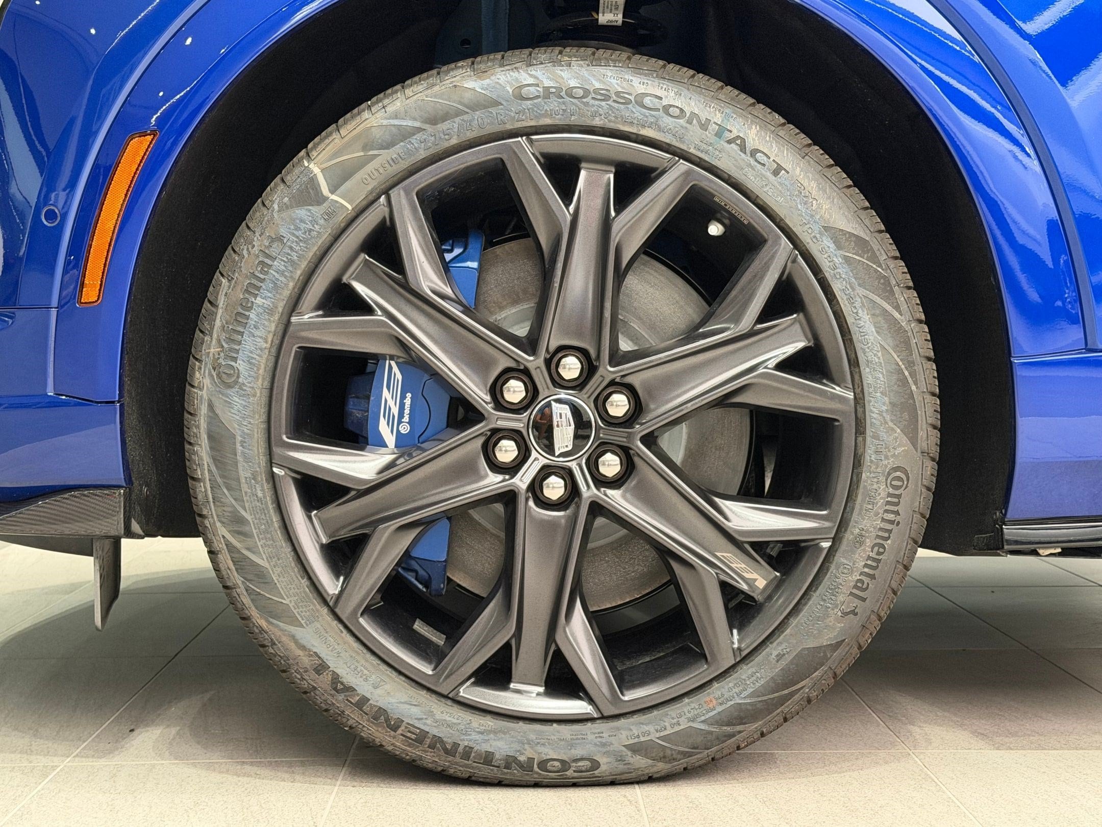 2027 Cadillac OPTIQ V-Series - Photo 11