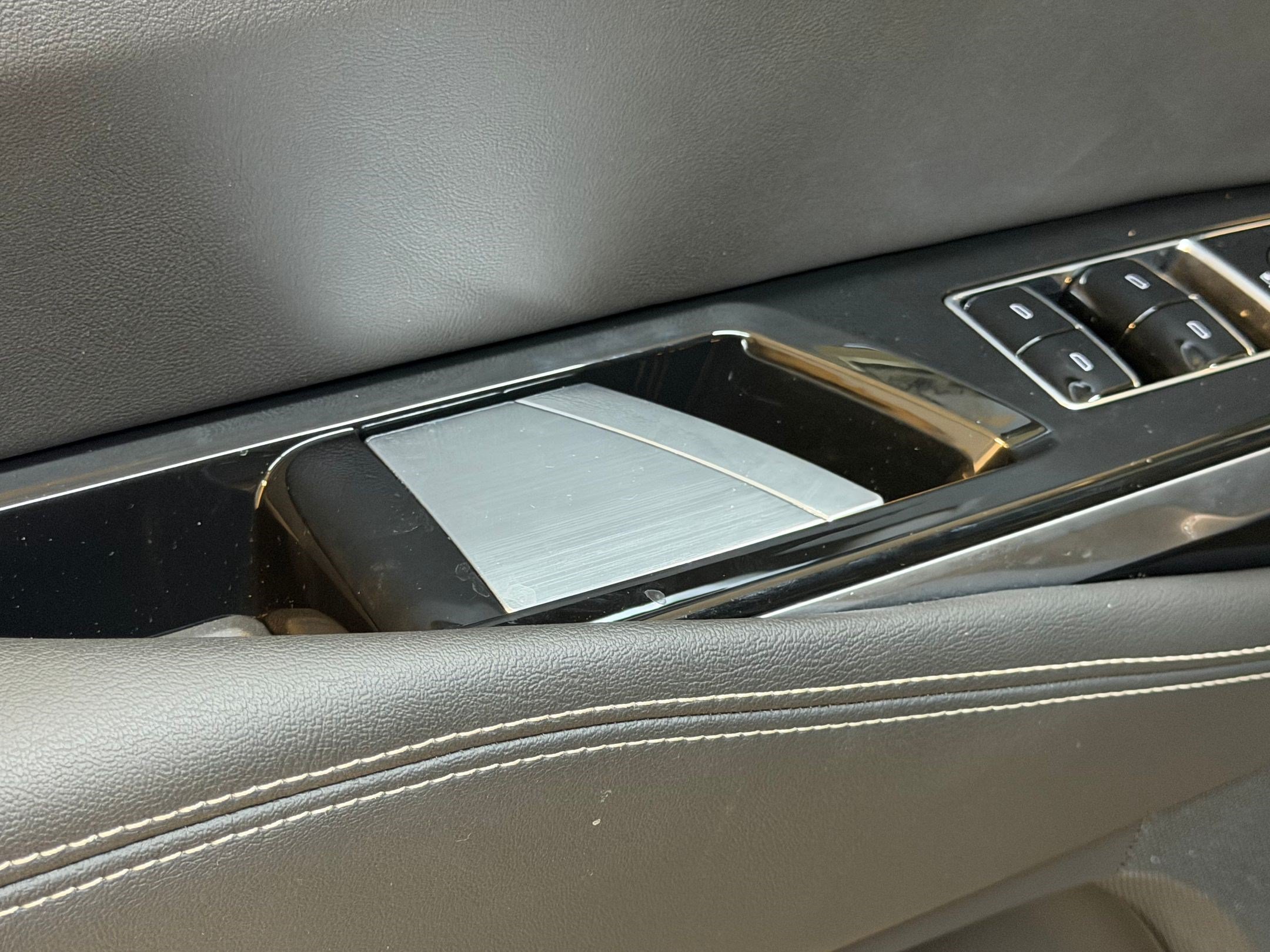 2026 Cadillac Escalade Luxury - Photo 24